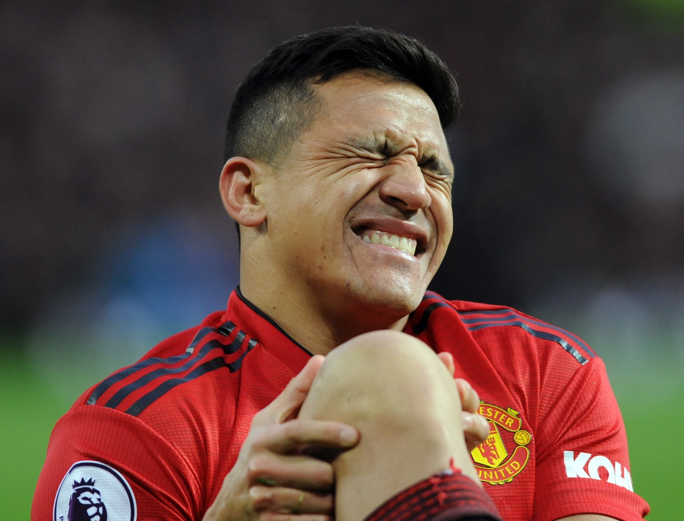 Manchester United revela que Alexis Sánchez vai parar até 6 semanas por lesão