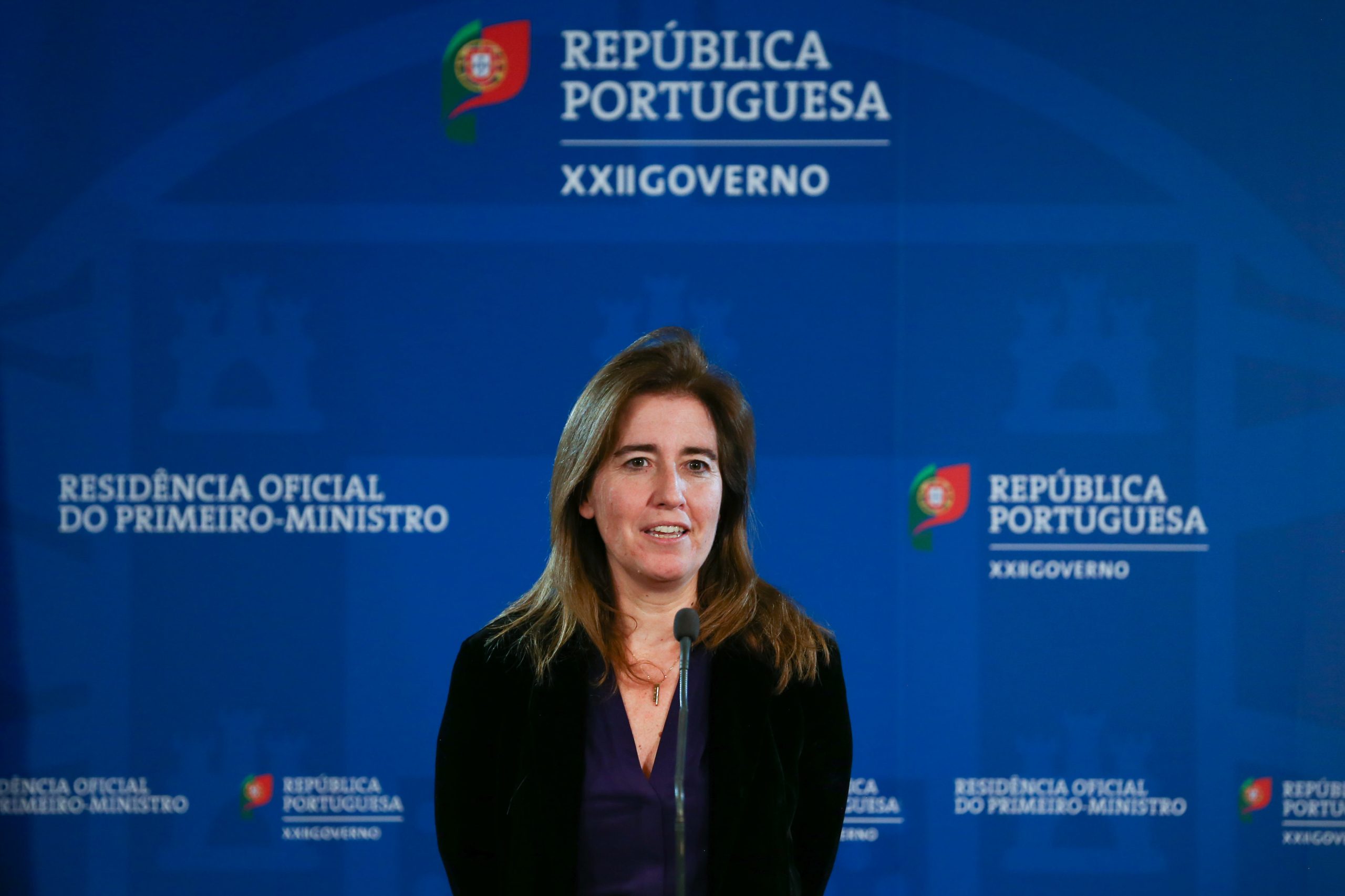 Covid-19: Governo e parceiros sociais discutem hoje apoios à retoma