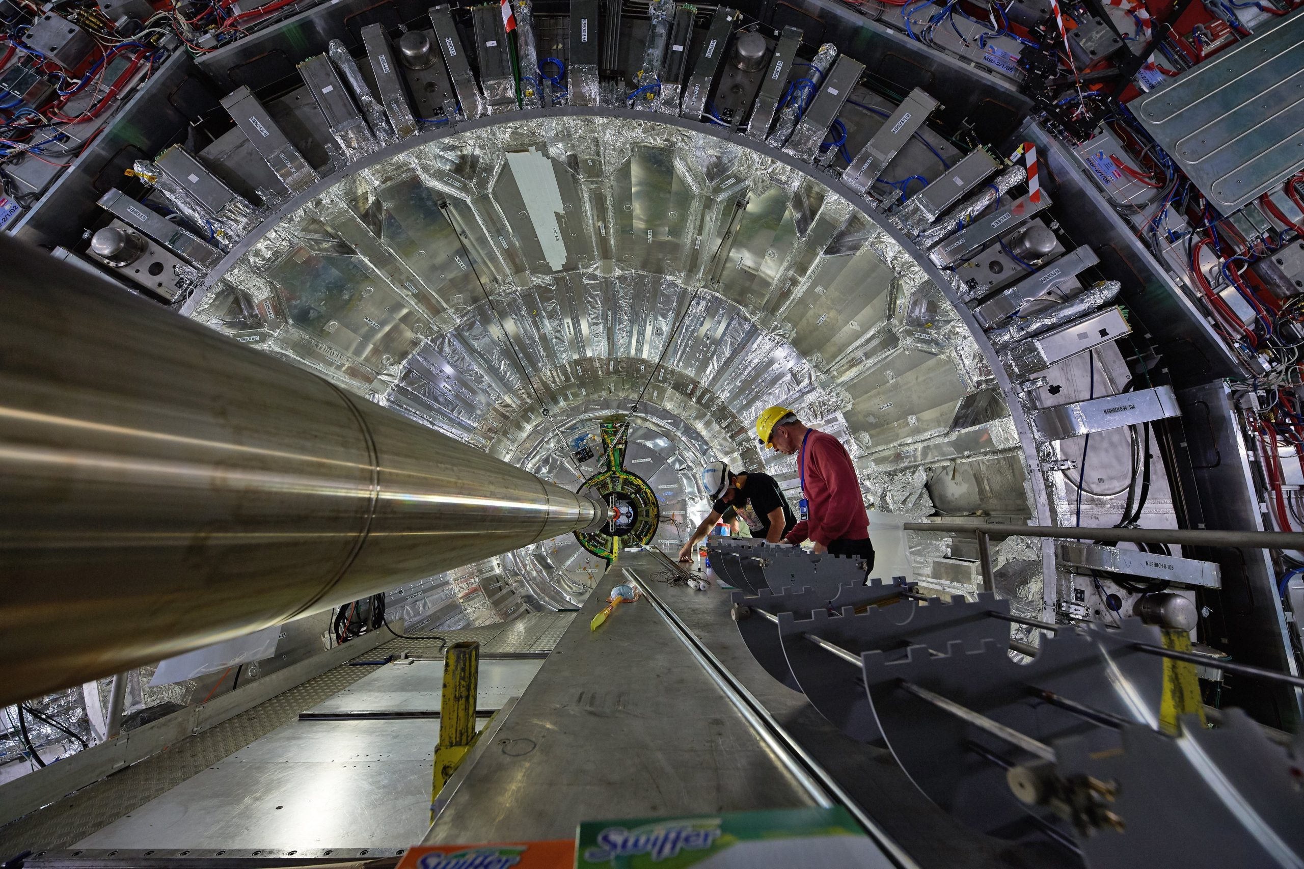 Science elege colisão de estrelas de neutrões como descoberta científica de 2017