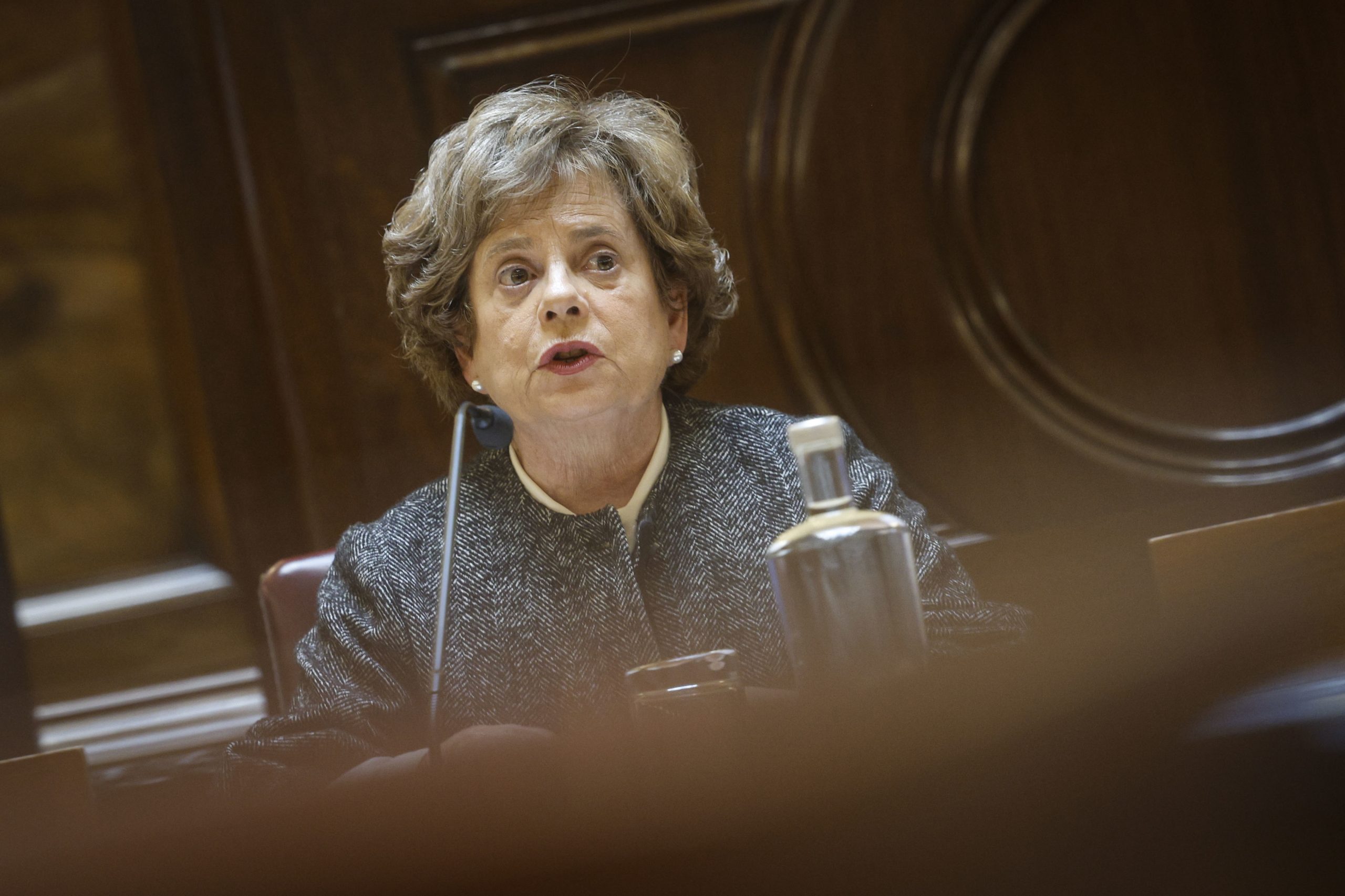 Maria Lúcia Amaral recusa estabelecer prioridades como MAI sem conhecer dossiês