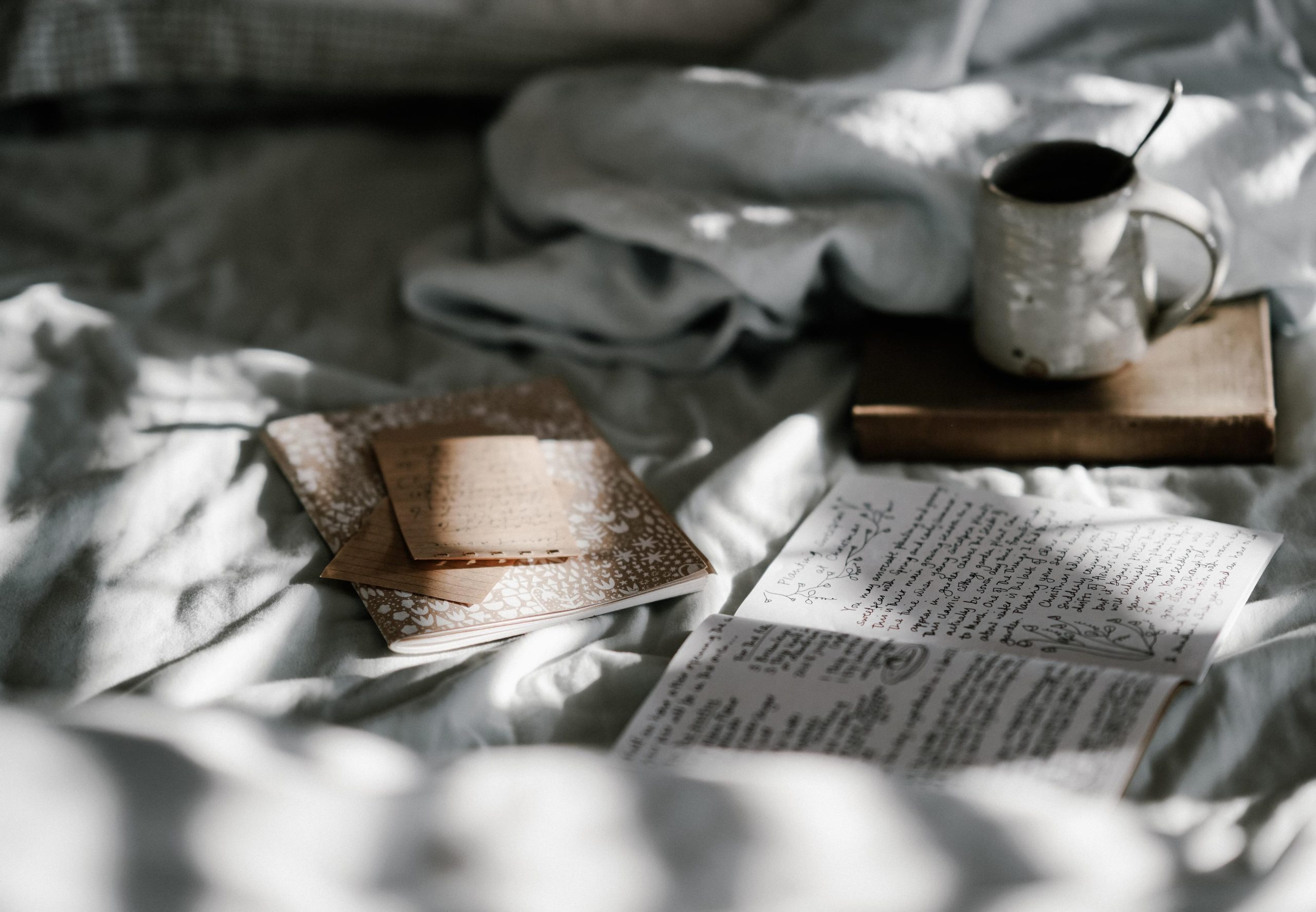 Música, livros, teatro e um pouco de amor. O que é que se pode querer mais a um domingo?