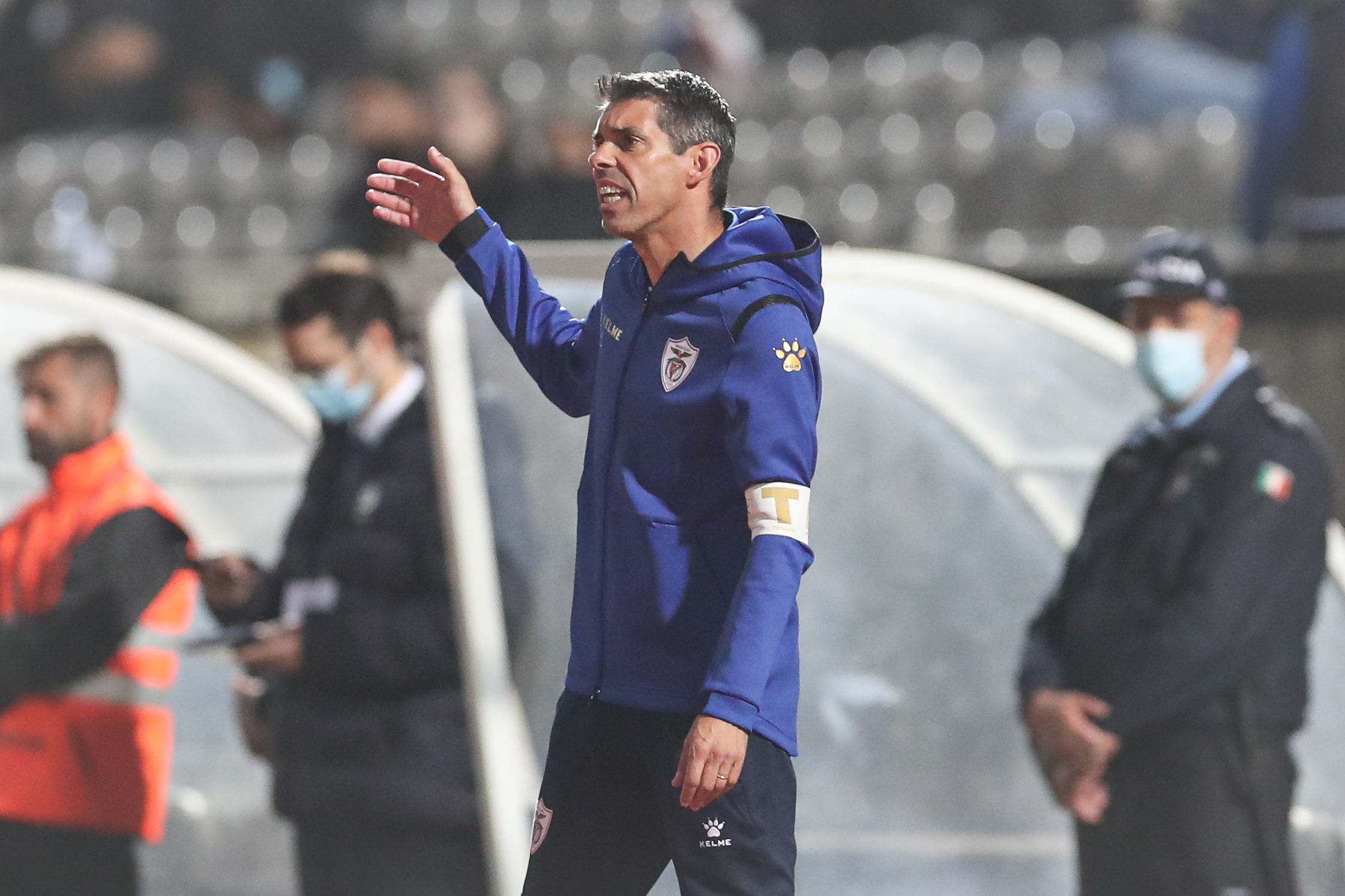 Treinador lembra que Santa Clara foi uma das duas equipas a vencer FC Porto esta época