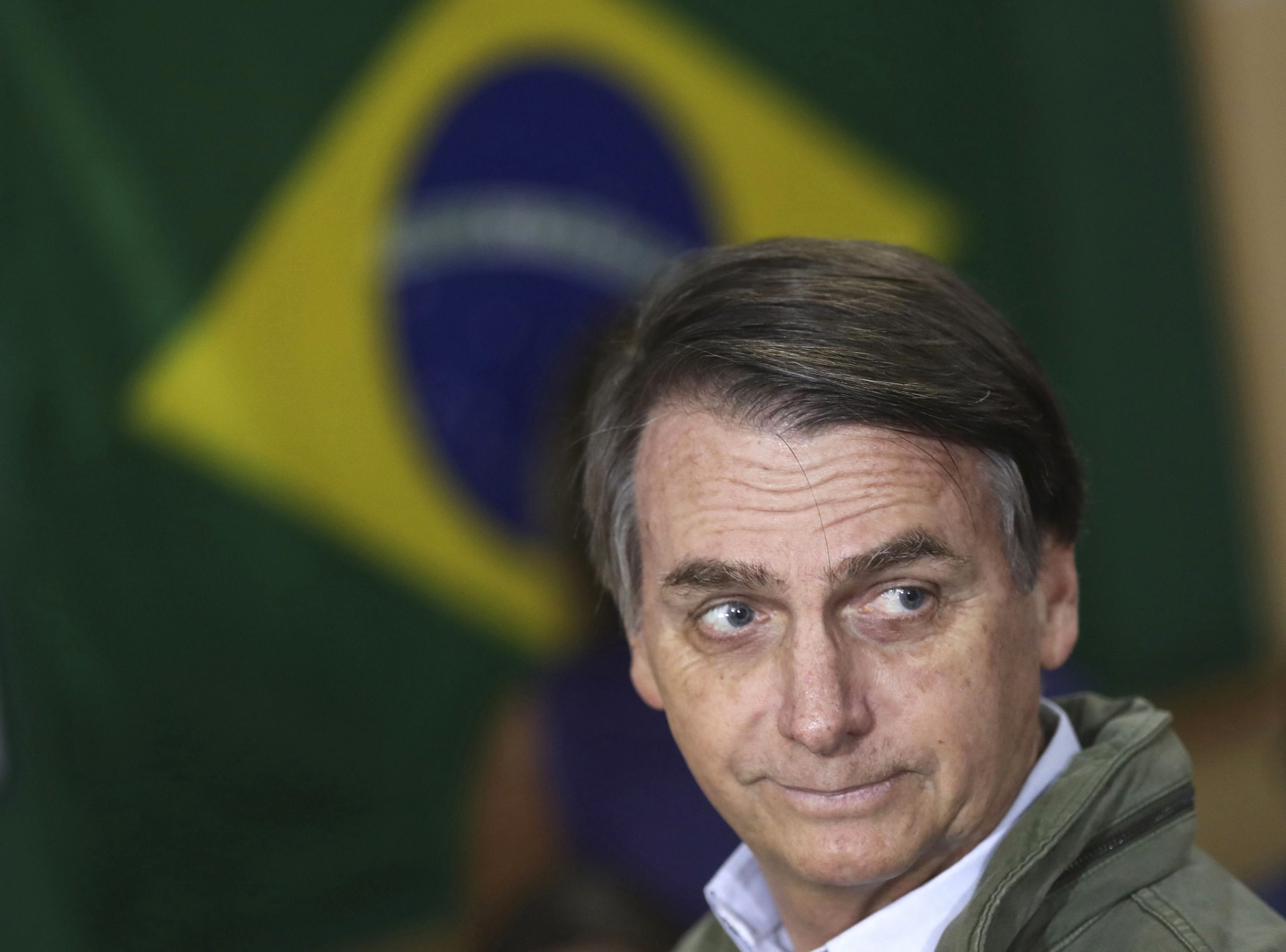 Eleições no Brasil. União Europeia felicita Bolsonaro oito dias após a sua eleição