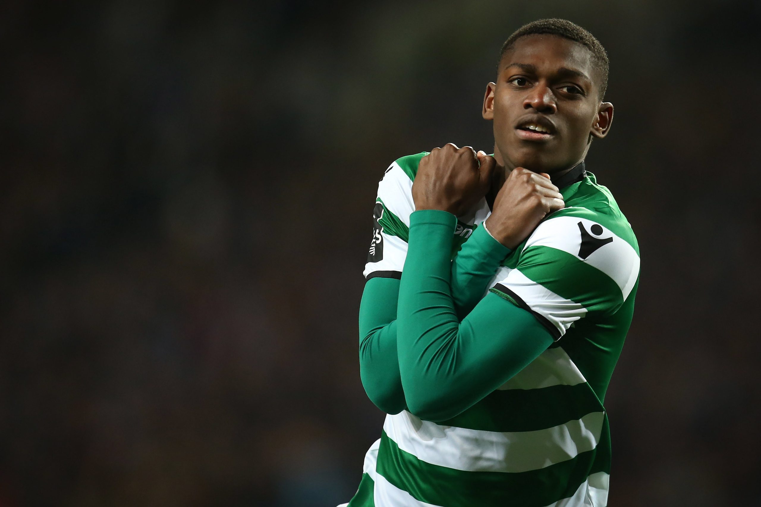 Oficial: Rafael Leão assina pelo Lille