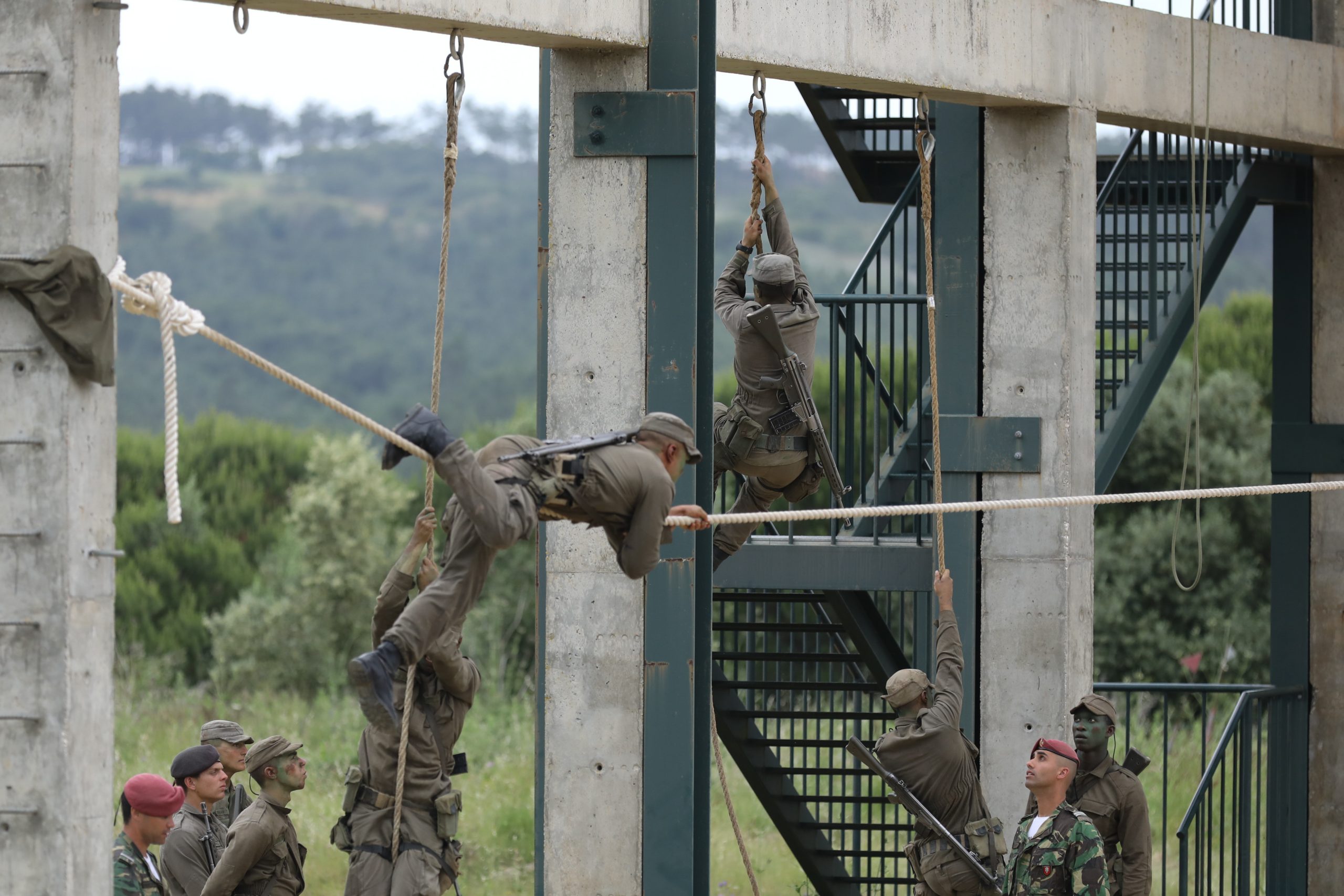 Militar de 22 anos morre após paragem cardiorrespiratória em teste de condição física