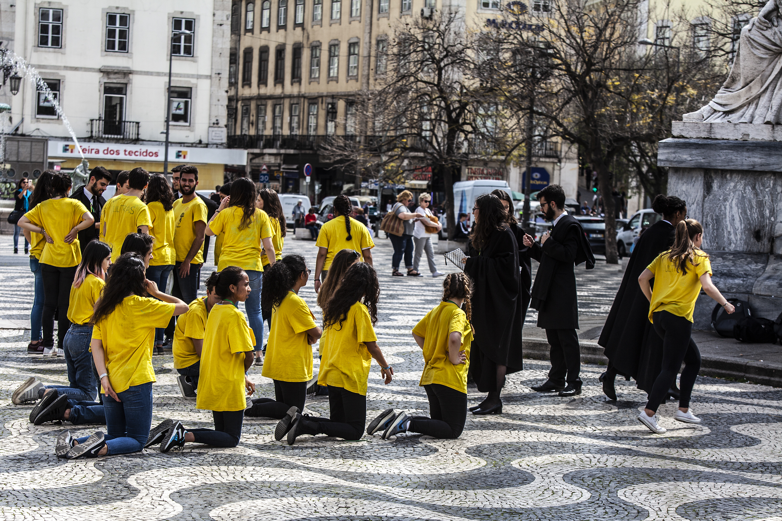 Milhares de caloiros ajudam Banco Alimentar em praxe solidária