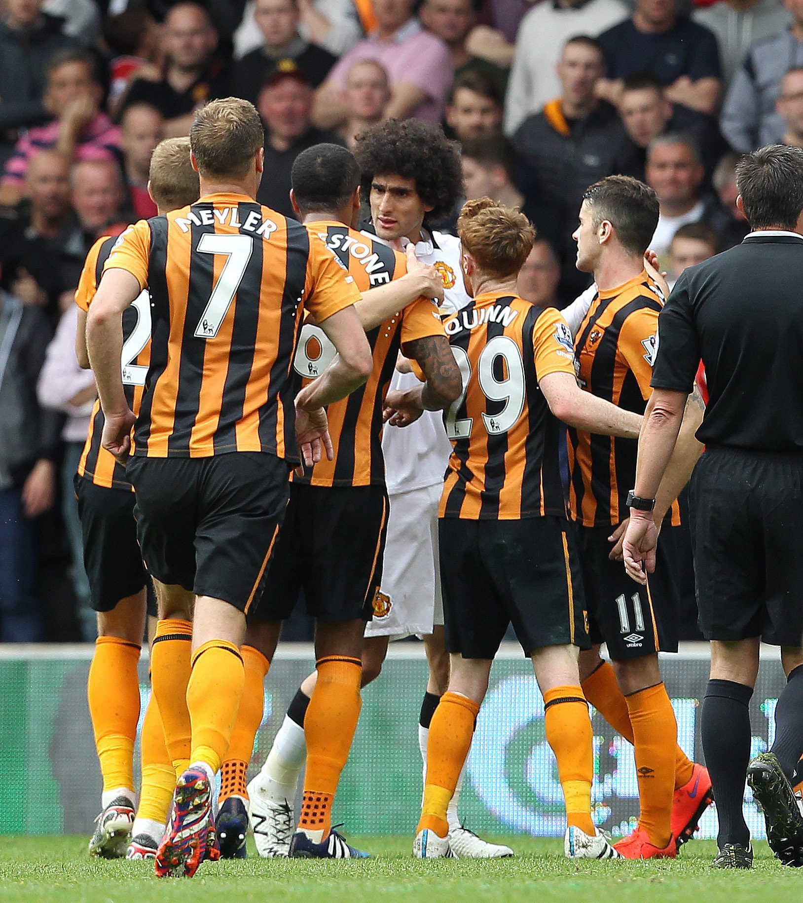 Hull City vence Manchester United, mas é Mourinho que segue para a final da Taça da Liga