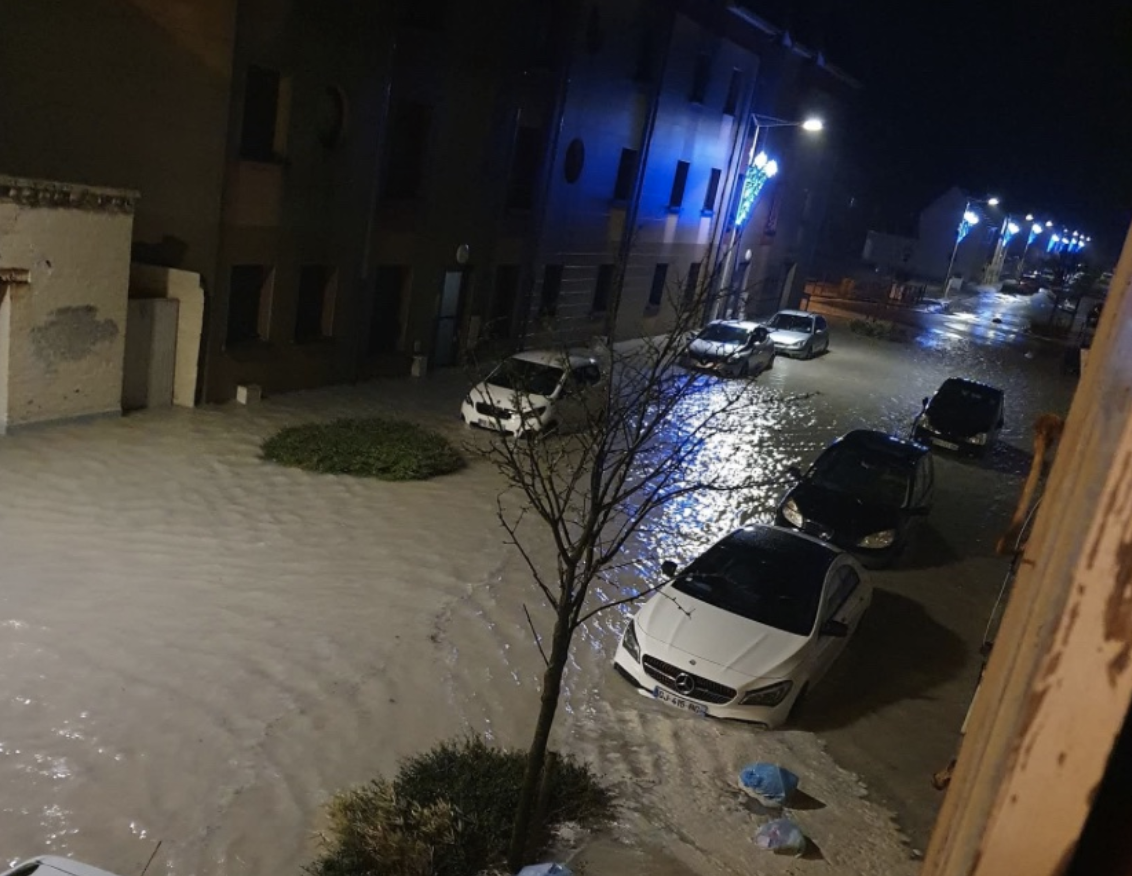 Tempestade Goretti deixa cerca de 380.000 lares sem eletricidade no norte de França