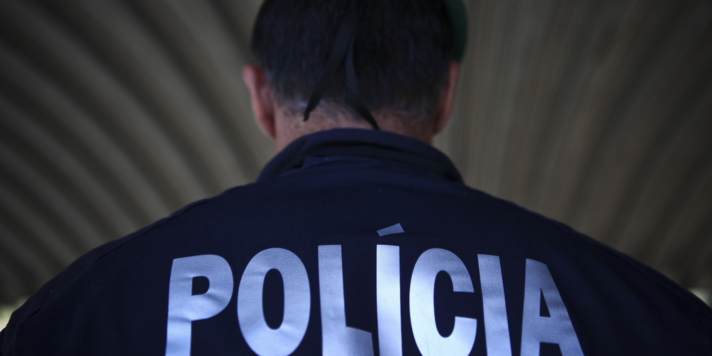 Inquérito aberto à intervenção policial de agentes que foram filmados a agredir jovens numa detenção em Setúbal