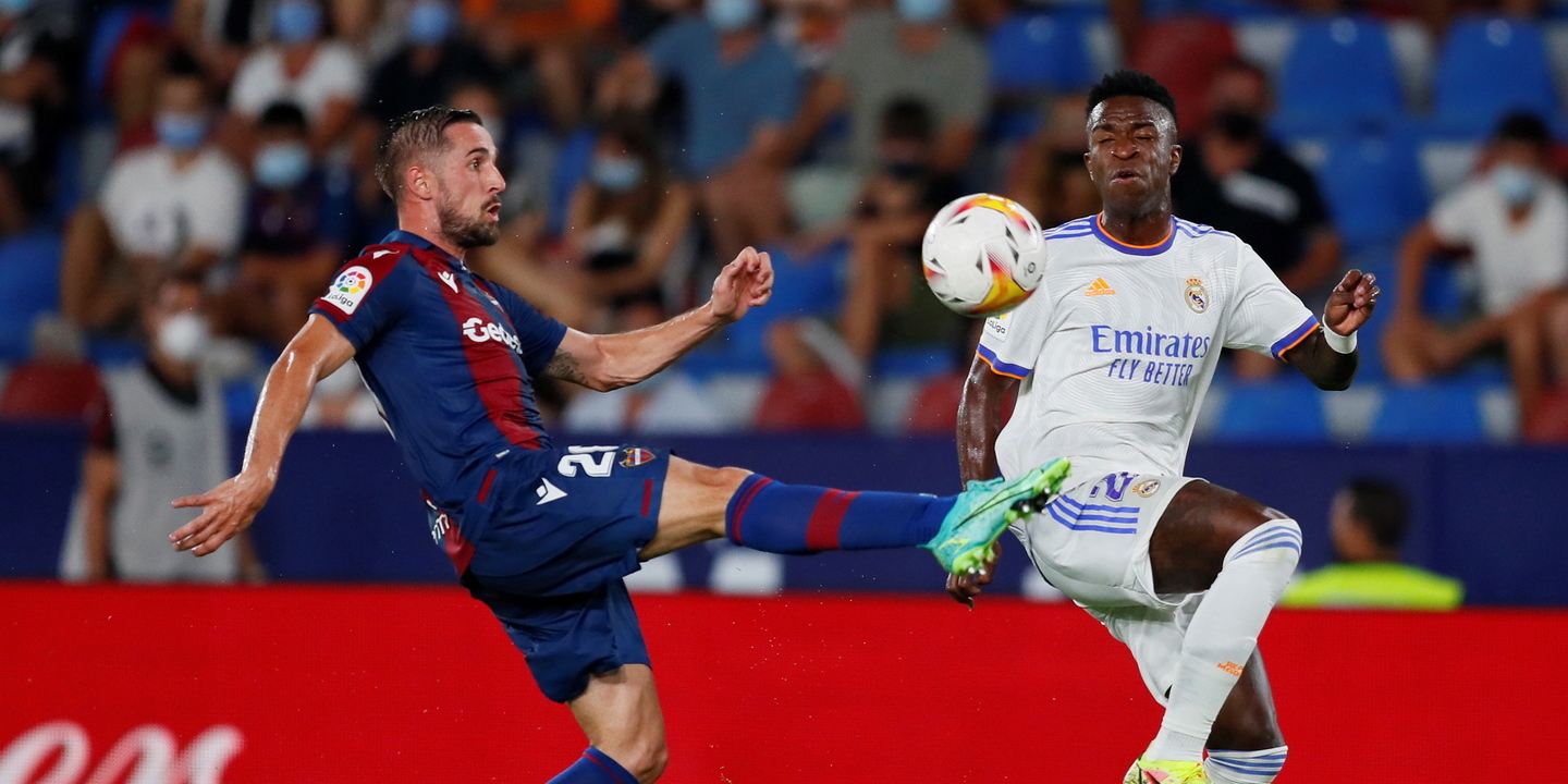 Real Madrid com empate ‘esforçado’ no campo do Levante deixa fugir Atlético