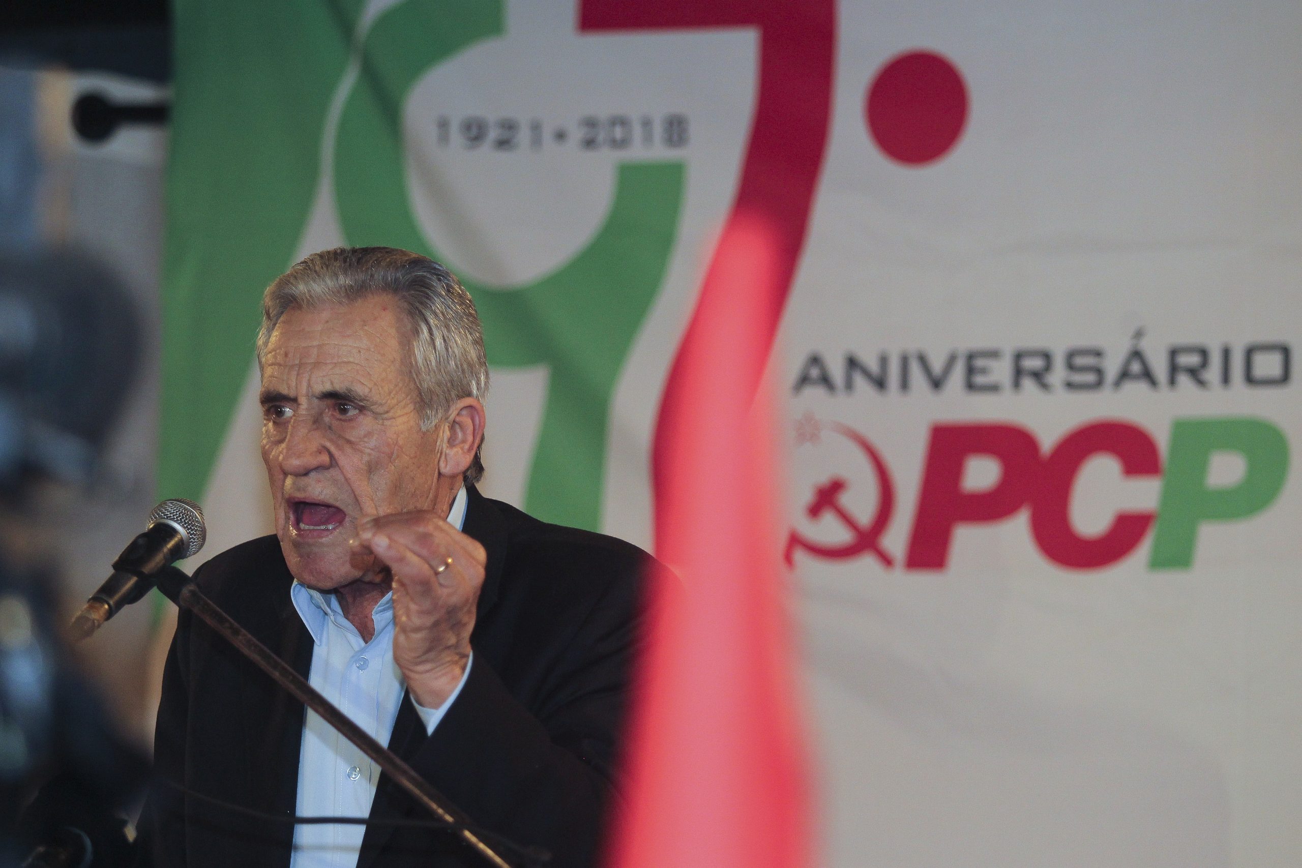 PCP acusa PS de estar “amarado” ao grande capital e em “convergência” com o PSD e CDS