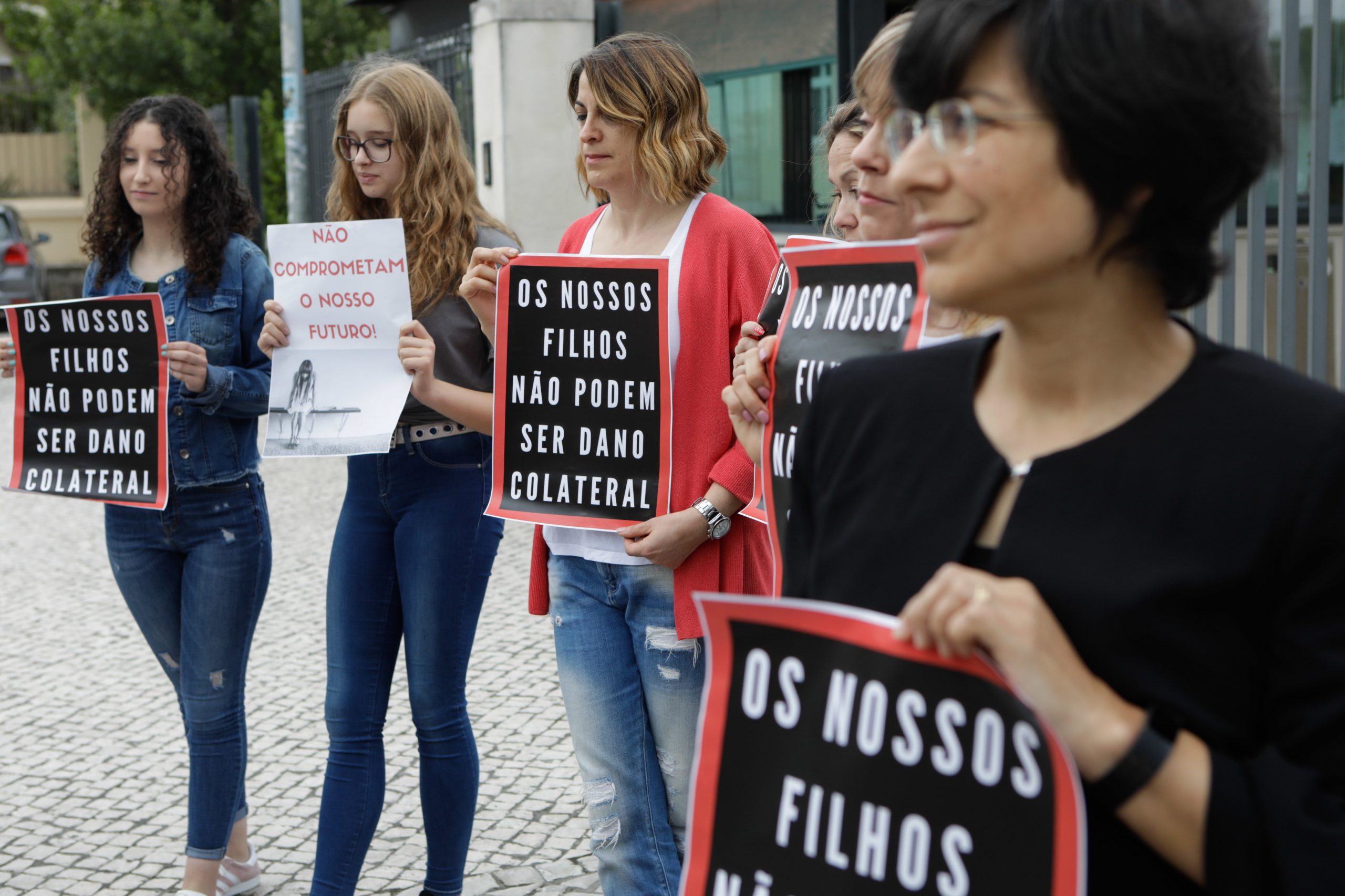 Pais querem papel mais interveniente nas questões escolares