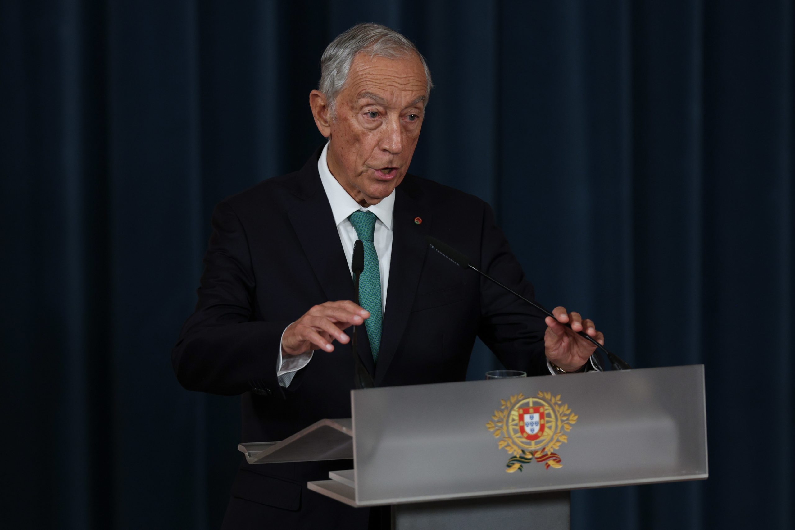 Marcelo pede tolerância zero à discriminação no Dia Internacional contra a Homofobia