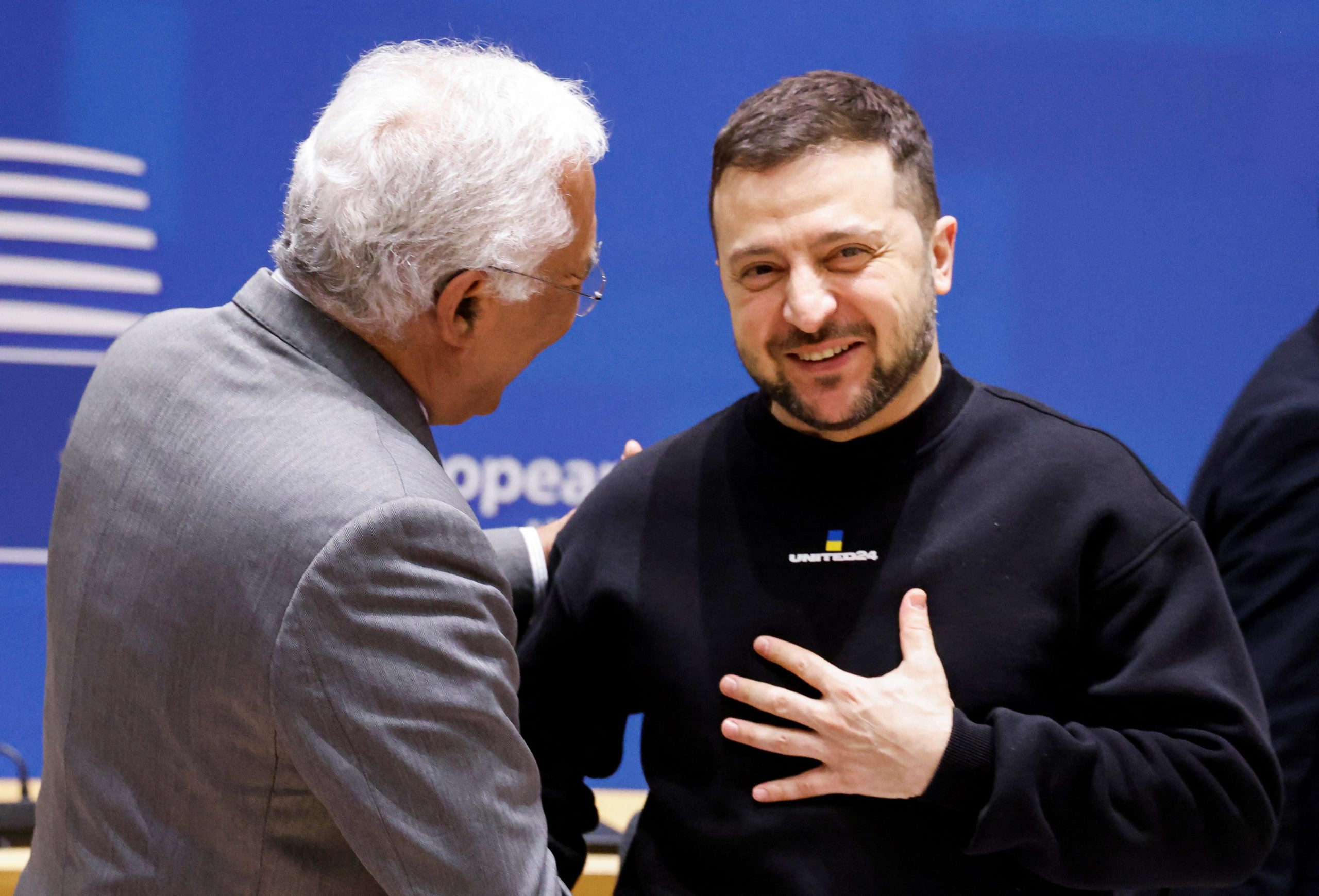 Zelensky agradece apoio militar e humanitário “abrangente e consistente” de Portugal