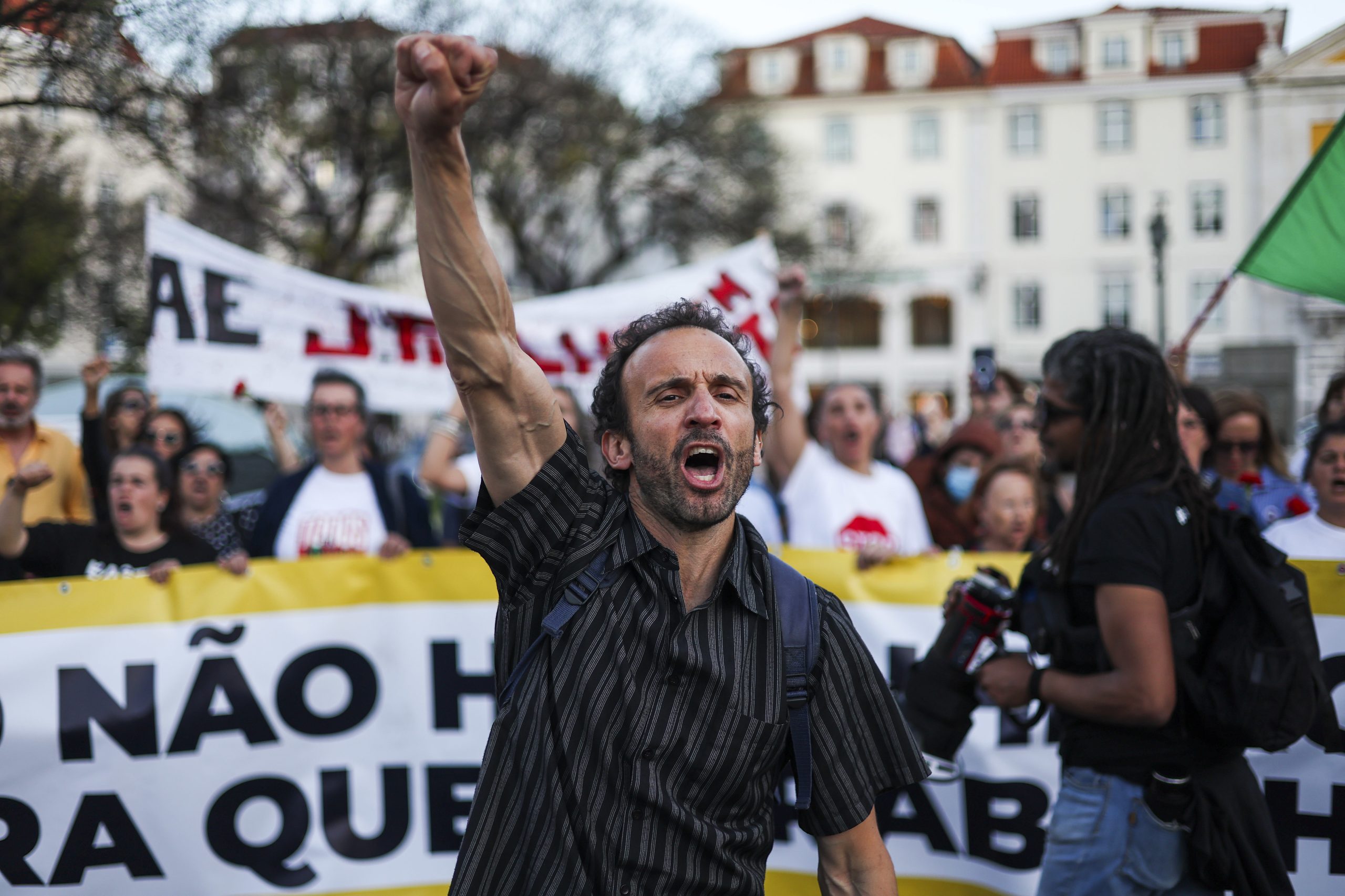 STOP acusa Escolas Ordem de Sant´Iago  de “perseguição” a professora-ativista