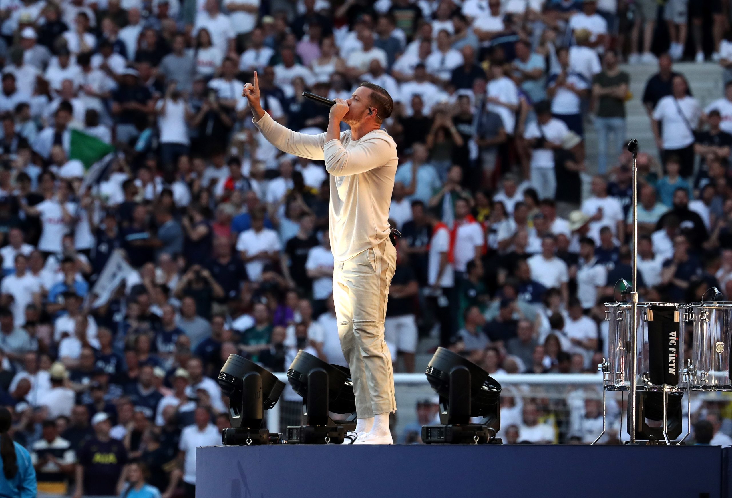 Concerto dos Imagine Dragons leva a cortes de trânsito e reservas de estacionamento junto ao Estádio da Luz