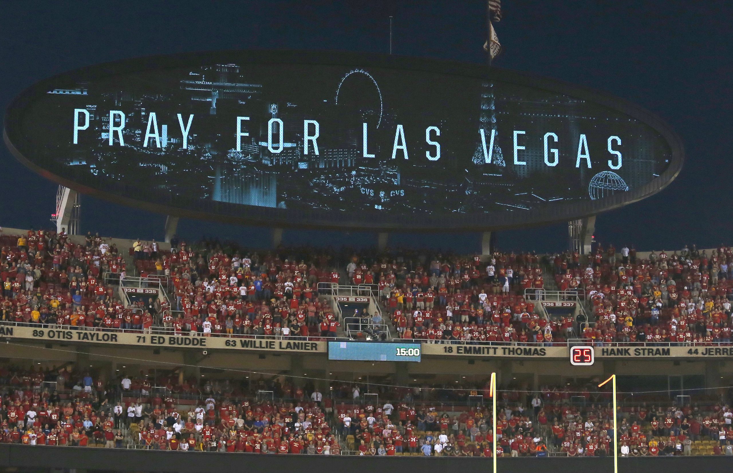 Las Vegas: Autoridades encontram 23 armas no hotel e 19 em casa do autor do ataque