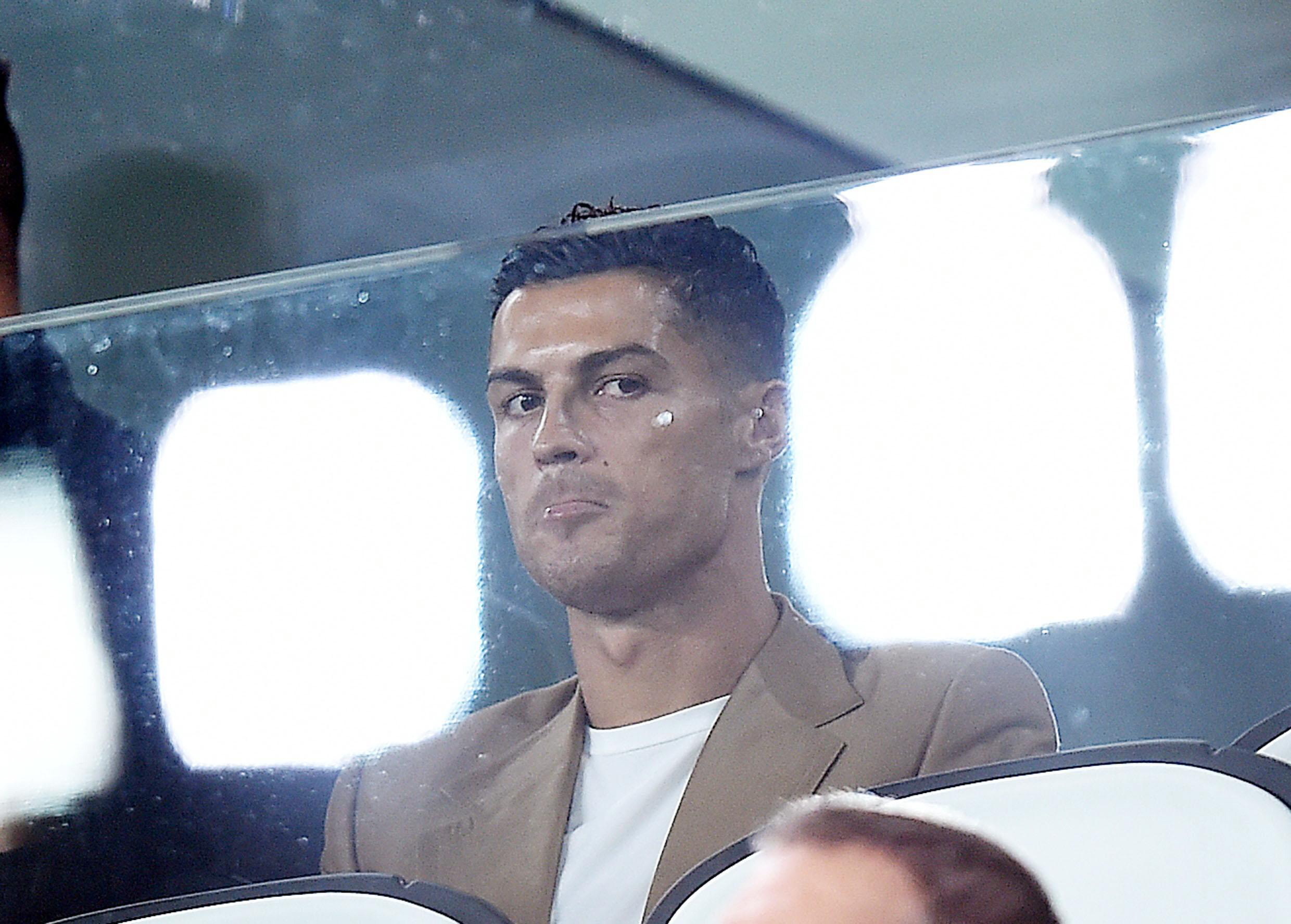 Nike junta-se à EA Sports na preocupação com as acusações de violação dirigidas a Ronaldo
