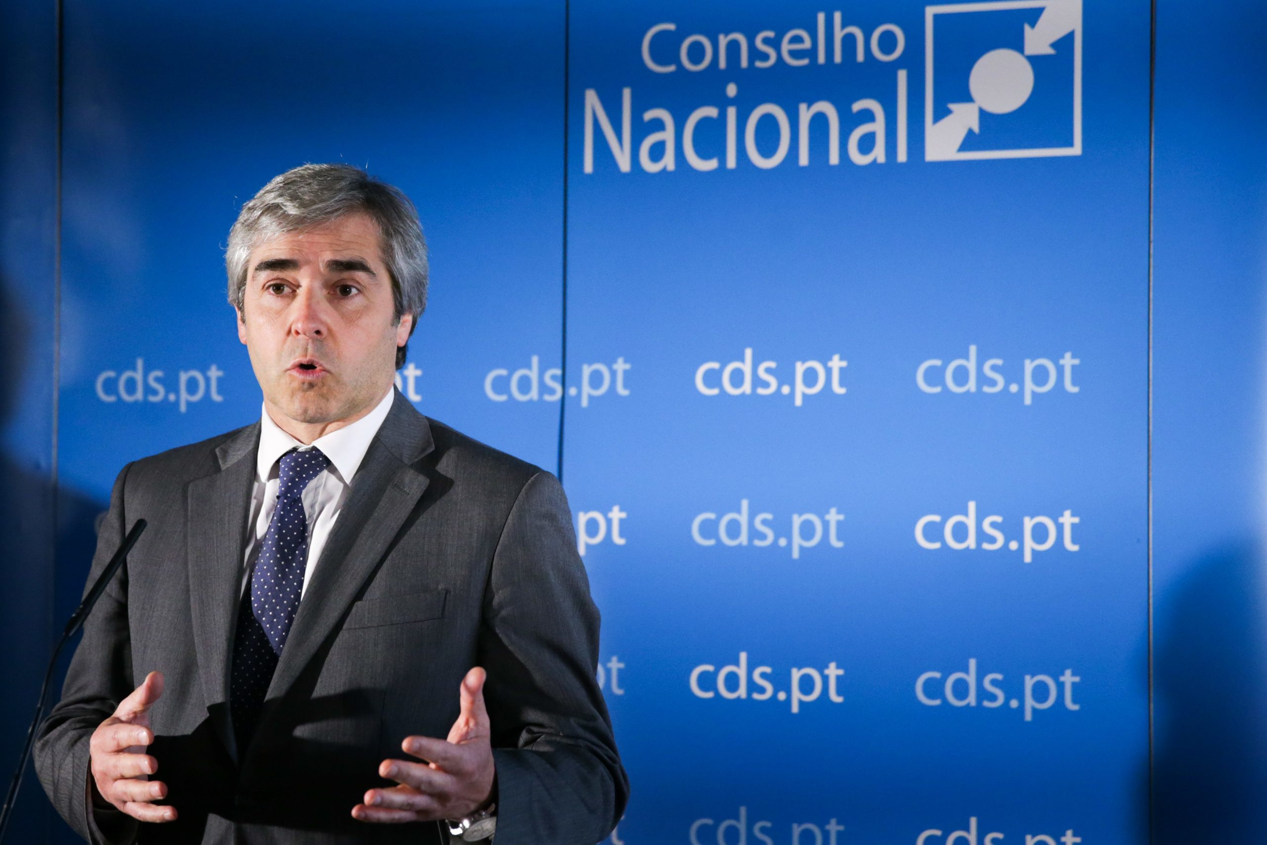 Europeias: Nuno Melo desafia Pedro Marques a repudiar governos socialistas de Roménia e Malta