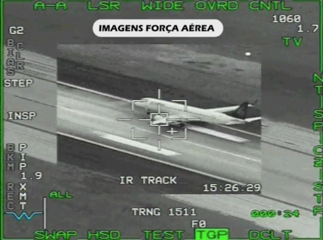 Air Astana: Força Aérea mostra imagens do momento da aterragem de emergência
