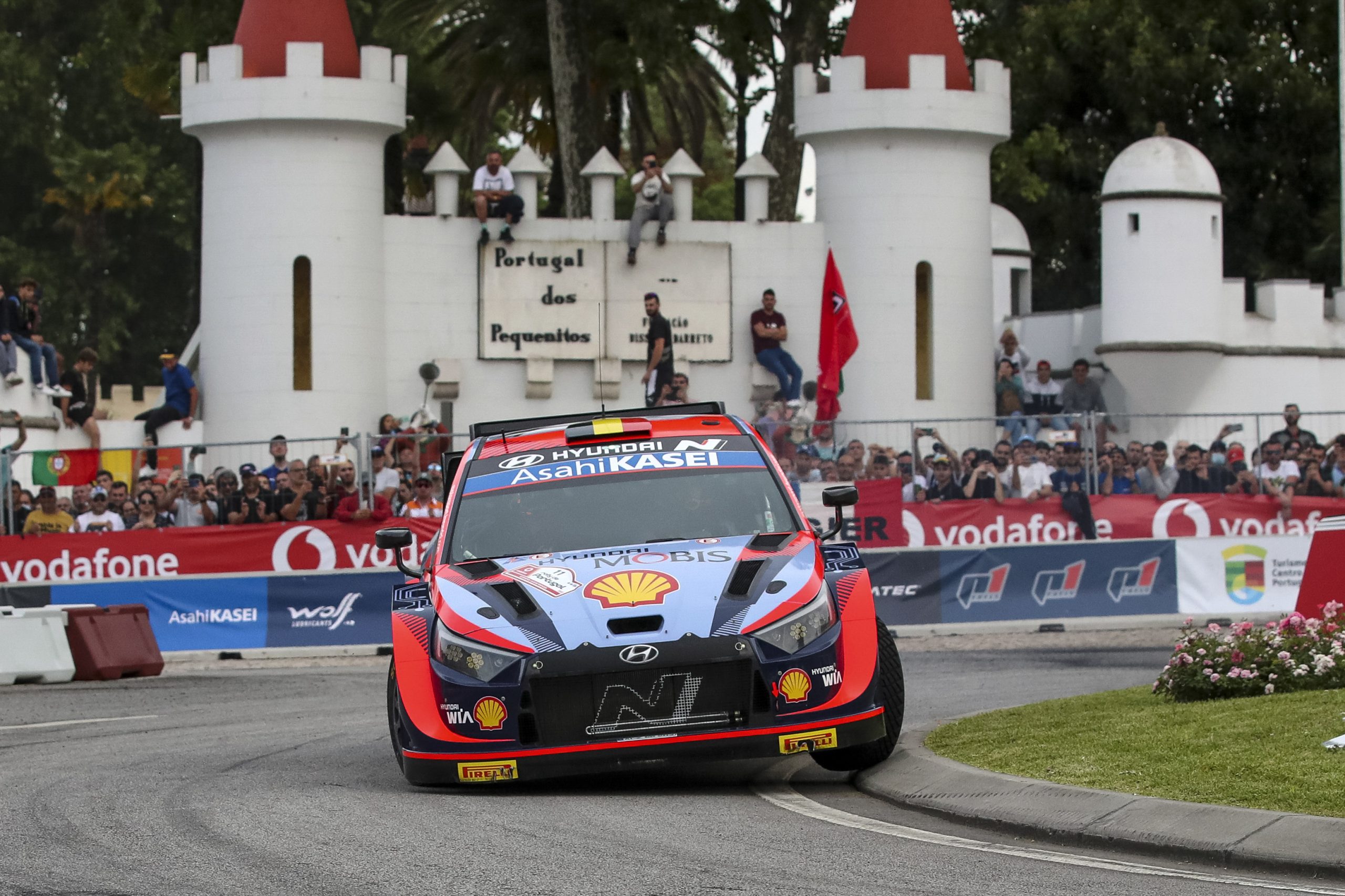 Rali de Portugal: Thierry Neuville lidera após superespecial de Coimbra