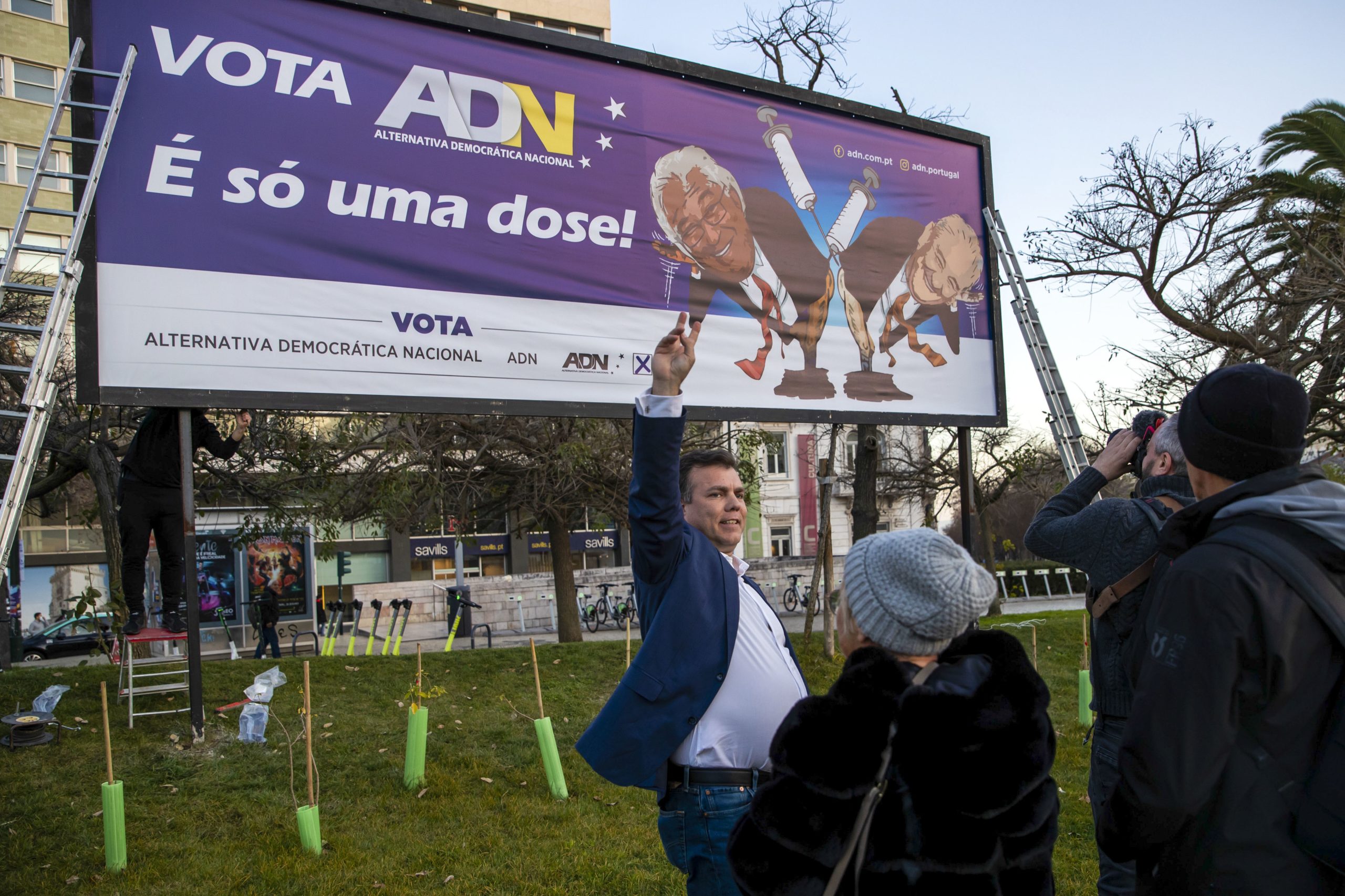 ADN. Quem é o partido português apoiado por Jair Bolsonaro e o que explica a entrada na lista com maiores intenções de voto