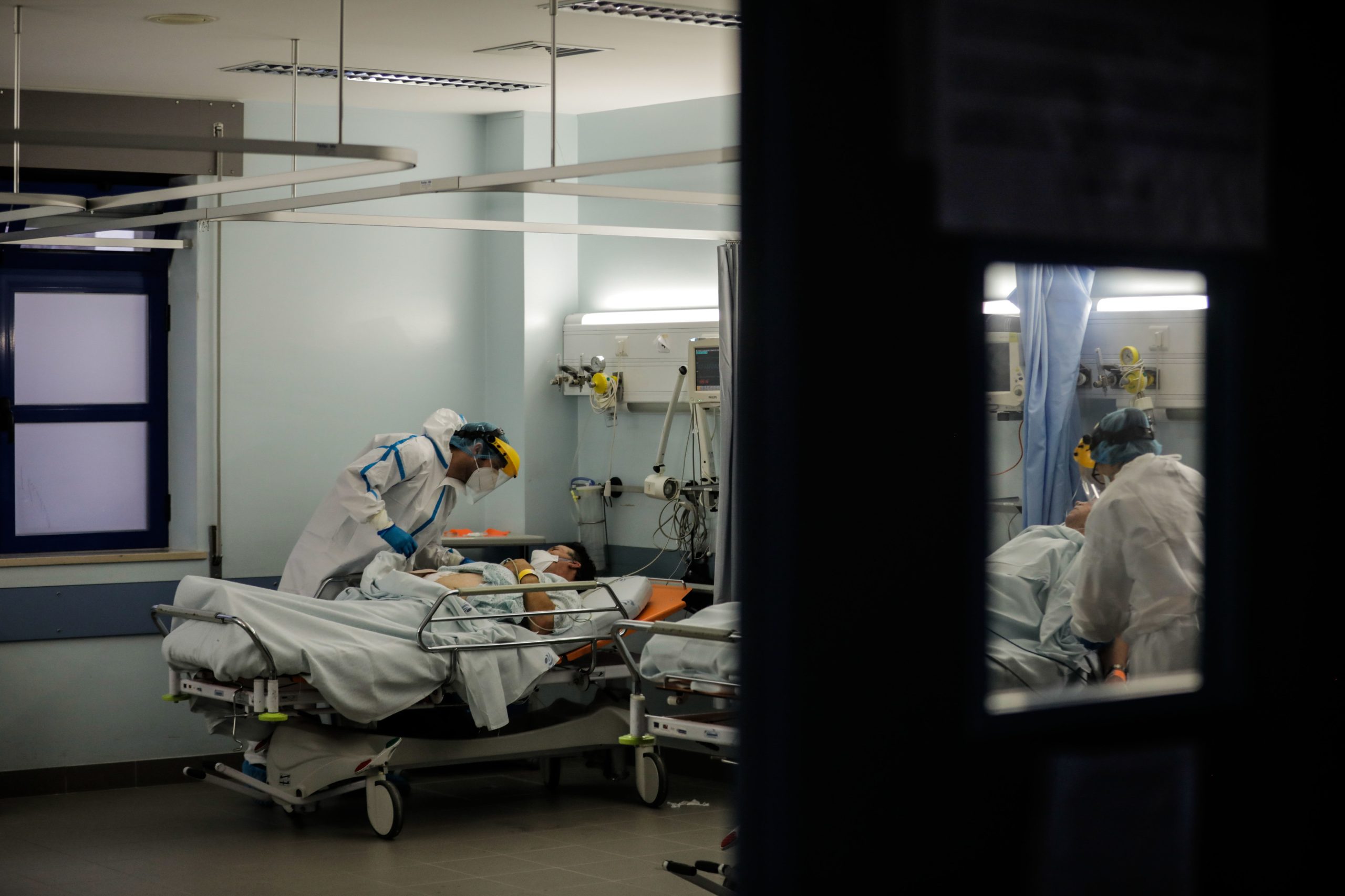 Covid-19: Hospitais de Coimbra com internamento em enfermaria quase esgotado