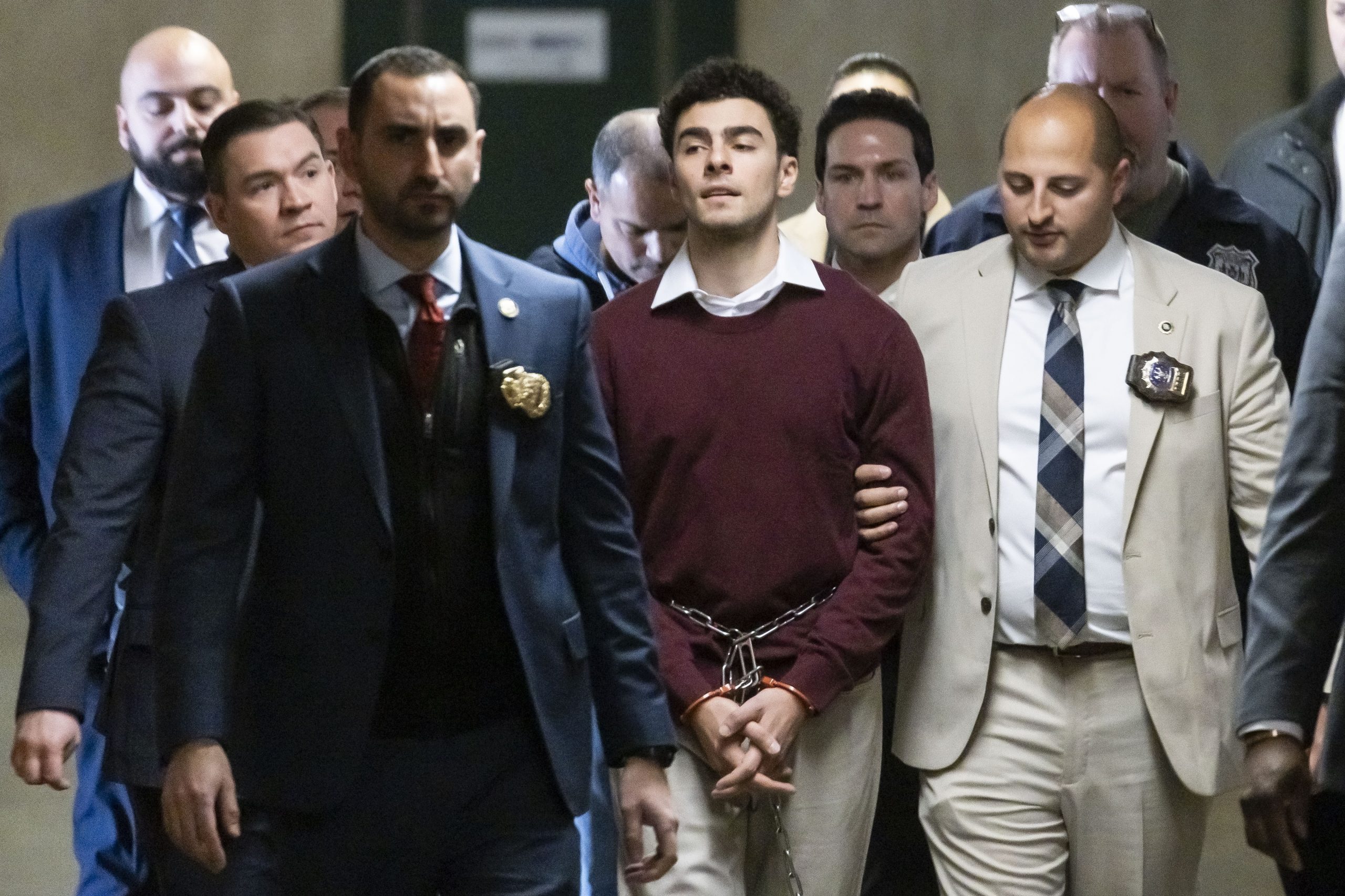 Assassinato de CEO. Apoiantes de Mangione angariam quase 200 mil dólares para pagar a sua defesa