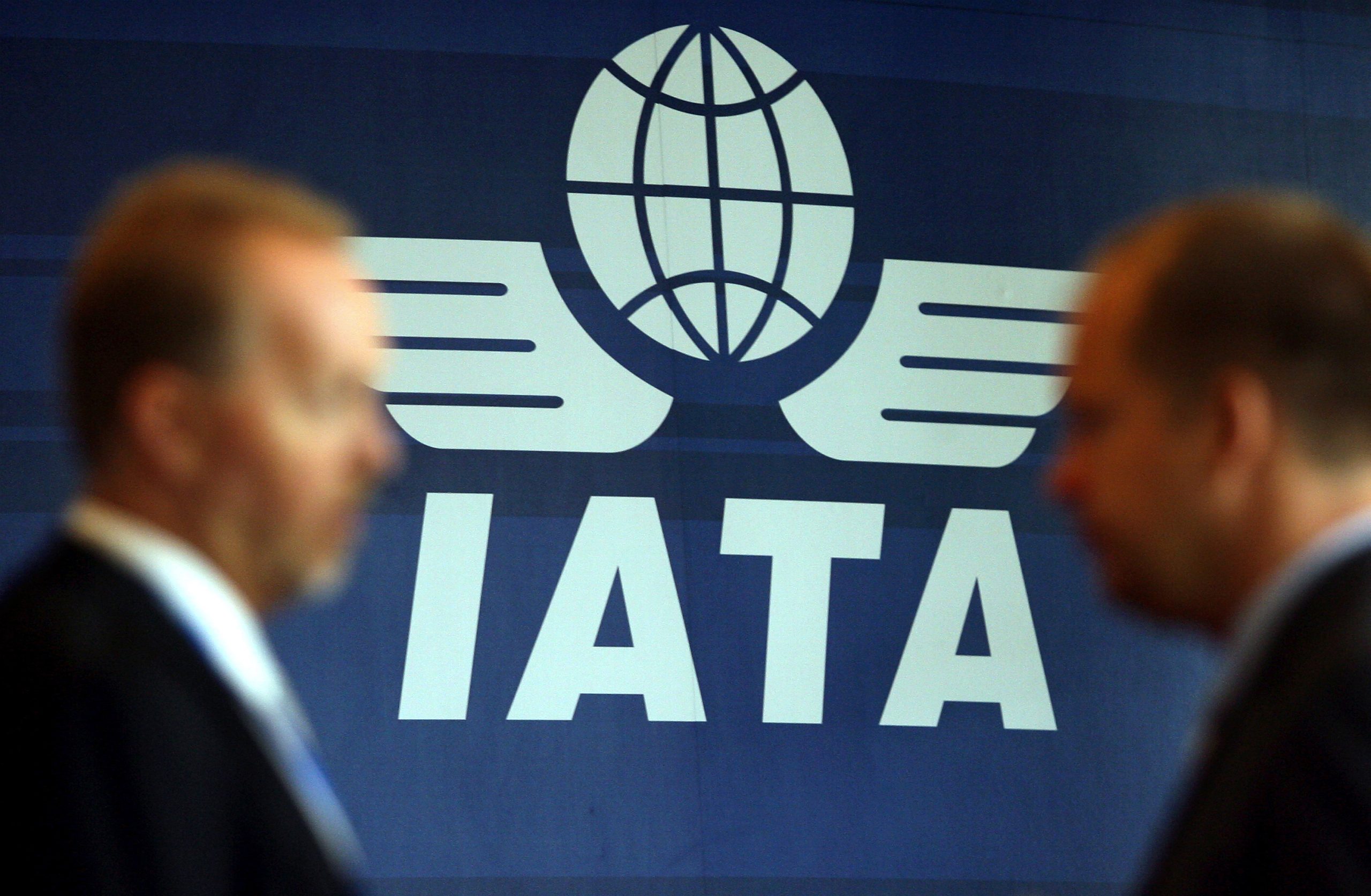 Covid-19: IATA estima que 25 milhões de empregos estejam em risco na aviação