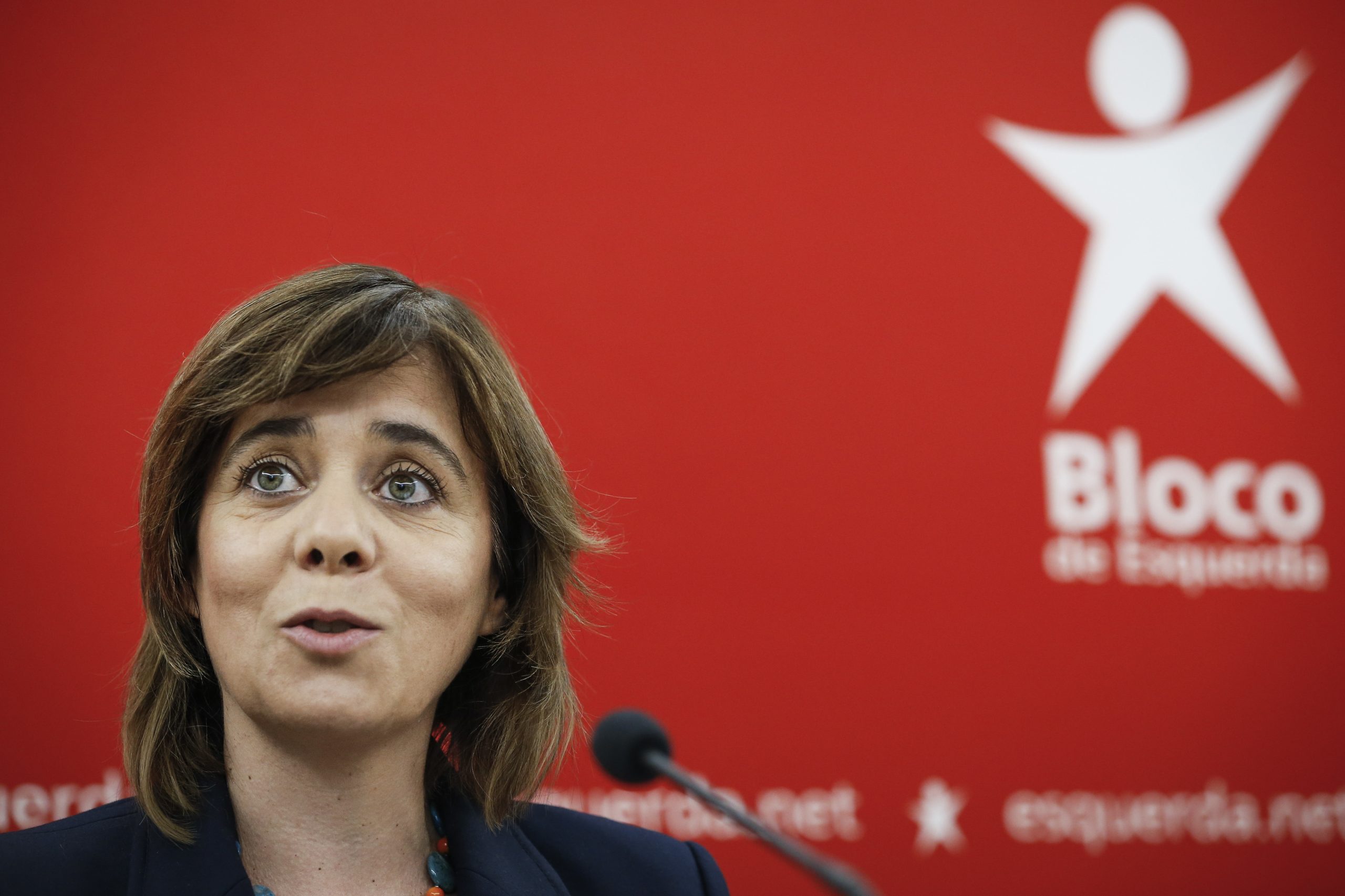 Catarina Martins diz que há condições para baixar IVA da energia