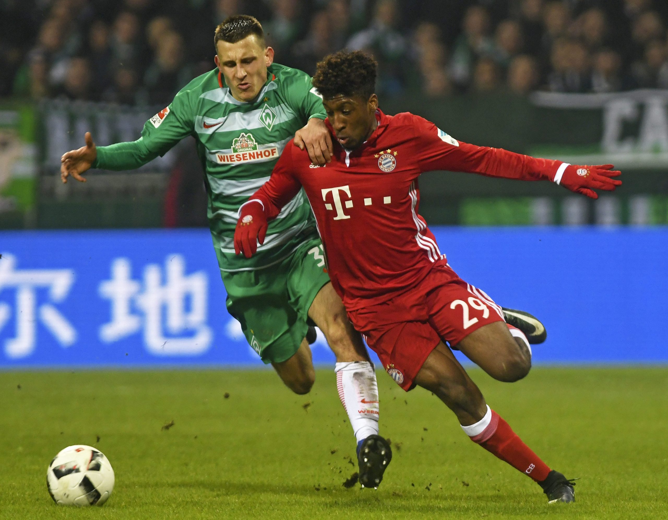 Bayern Munique e Leipzig sofrem, mas mantêm-se no topo do campeonato alemão