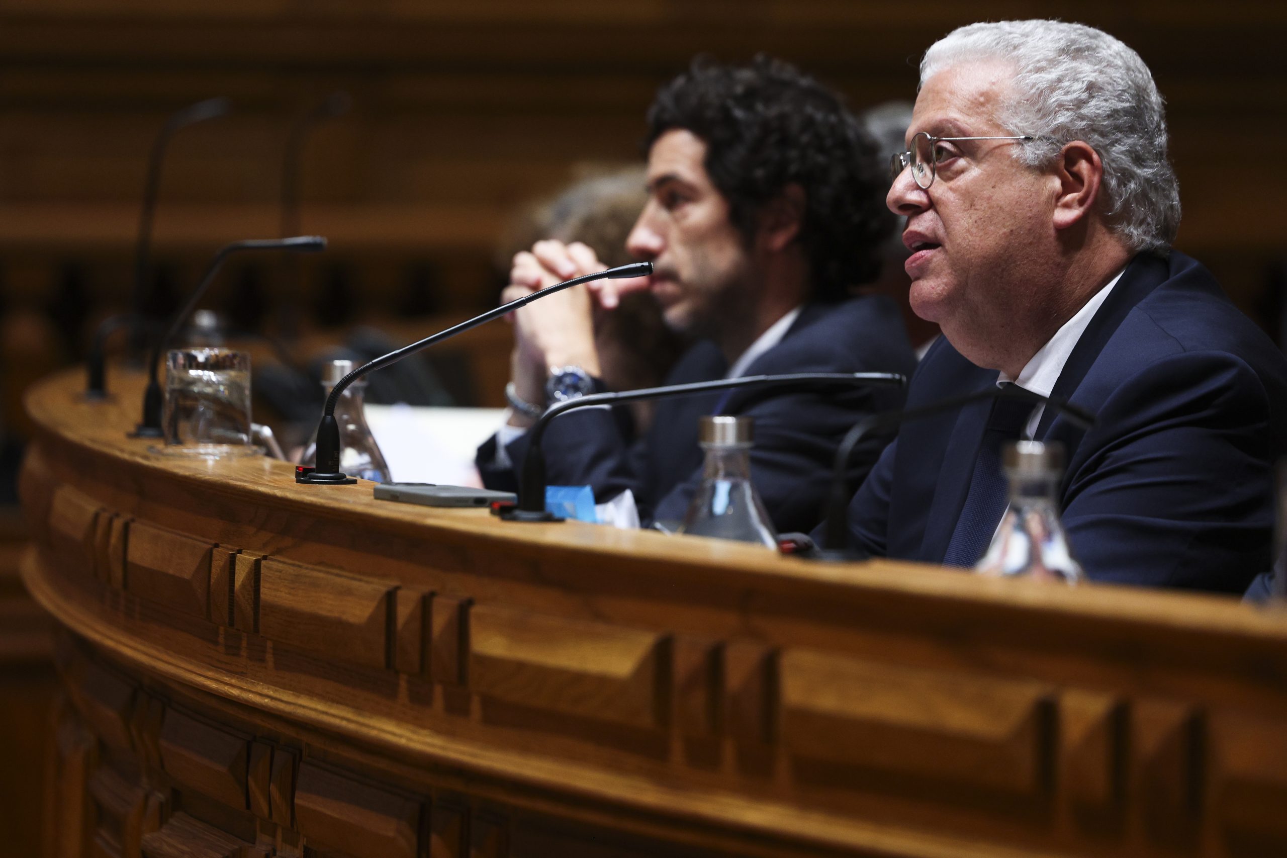 Ministro diz ser “muito ambicioso” Estado recuperar dinheiro da intervenção na Efacec