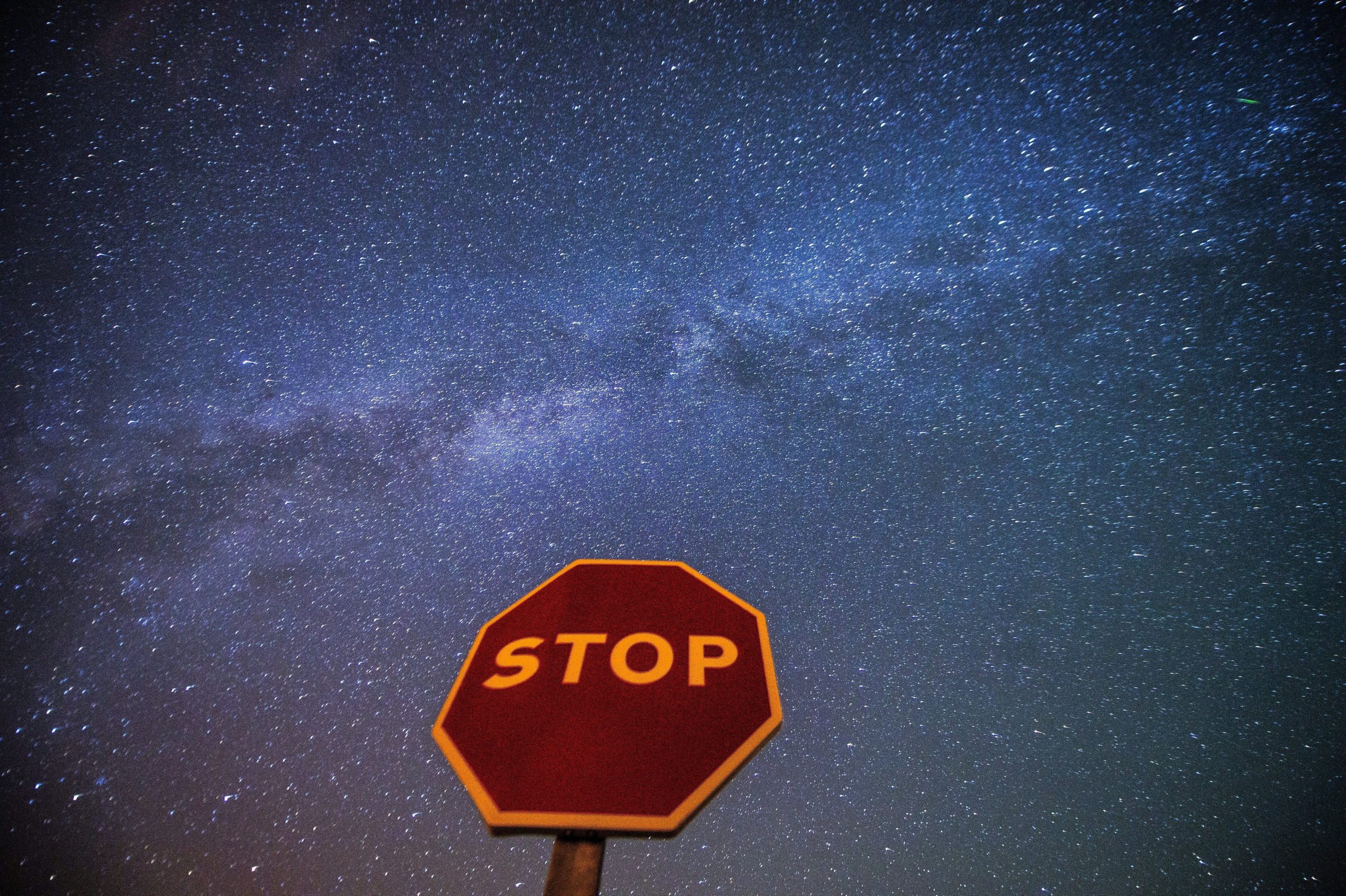 Bola de fogo a grande velocidade foi observada no céu no sul de Portugal