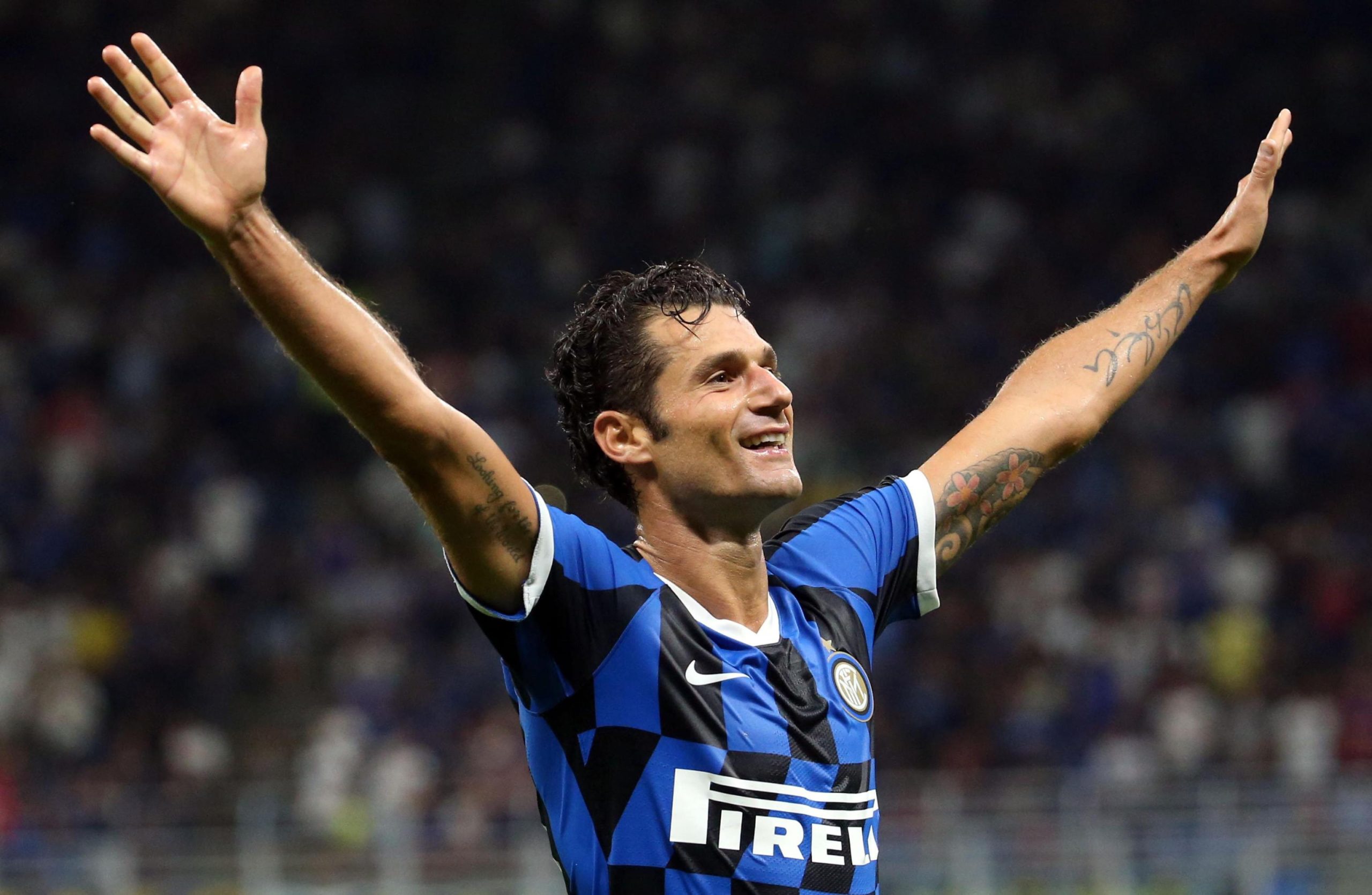Inter de Milão goleia na receção ao Lecce no encerramento da primeira jornada