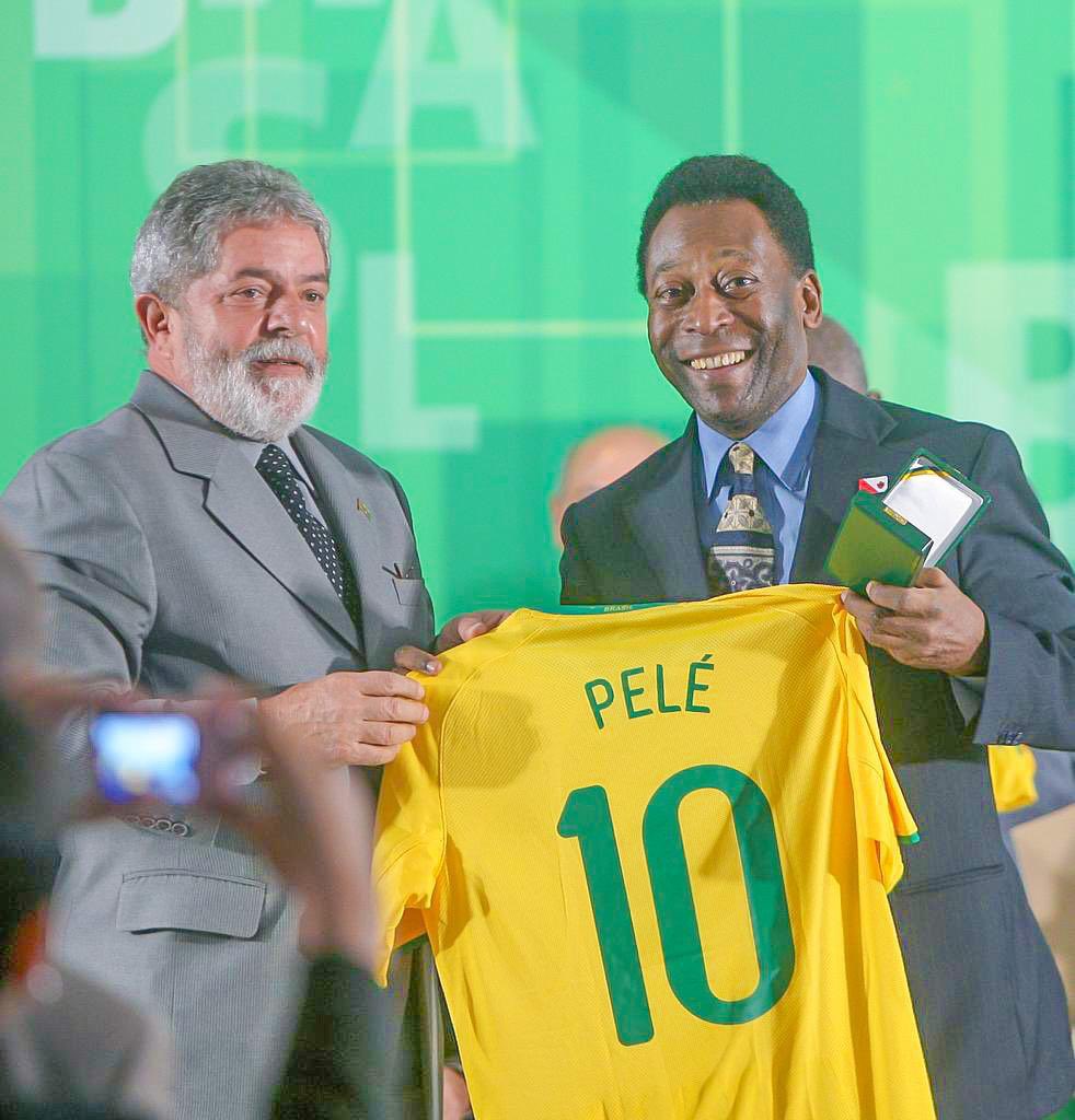 Lula da Silva: “Foi fazer tabelinha no céu com Coutinho”