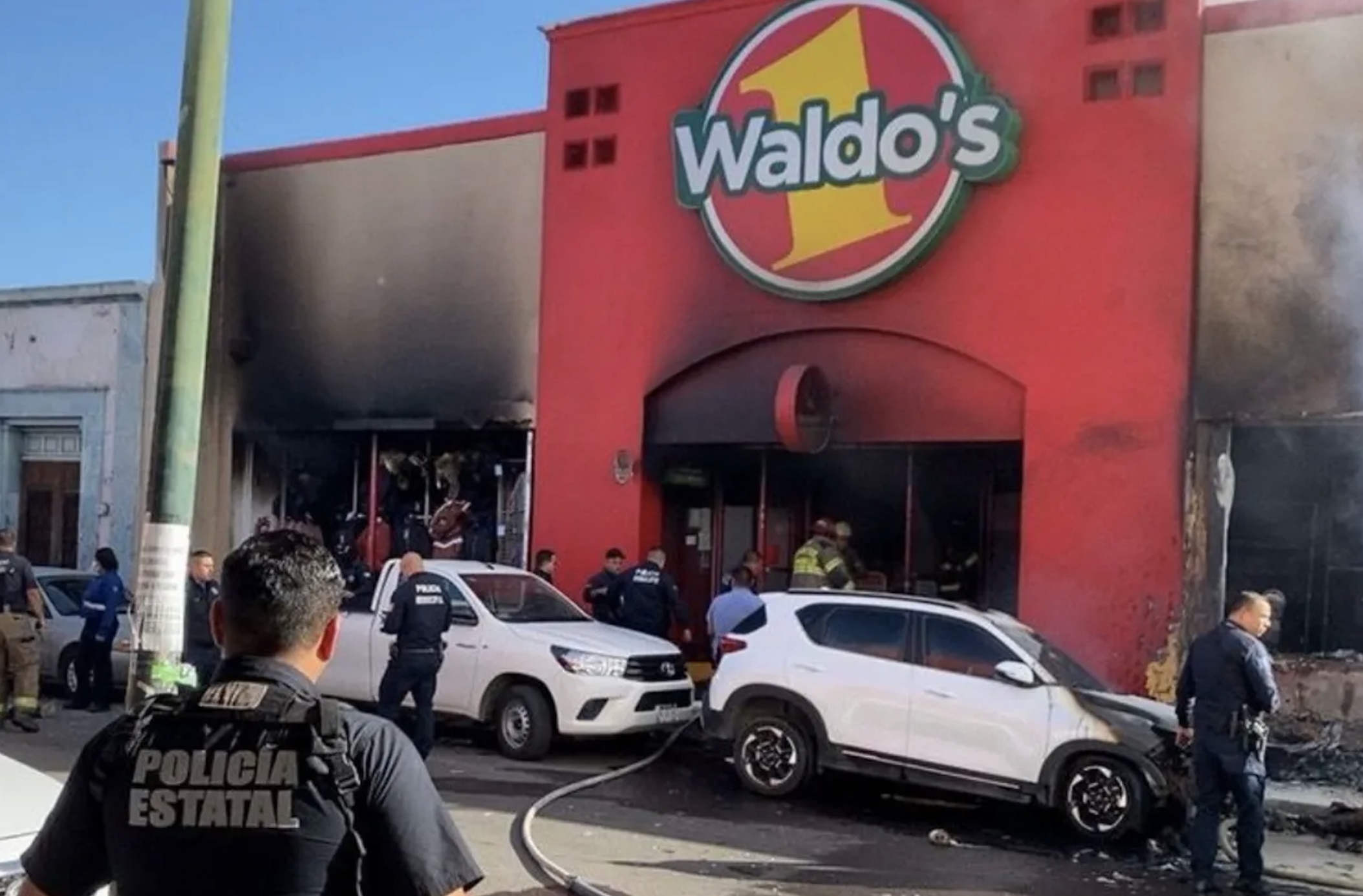Incêndio em loja no México faz 23 mortos