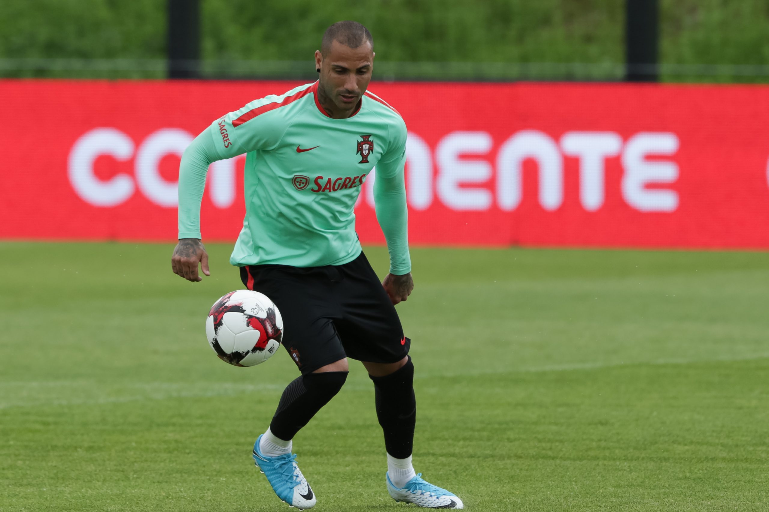 Taça das Confederações: Fernando Santos tira André Silva e aposta em Quaresma