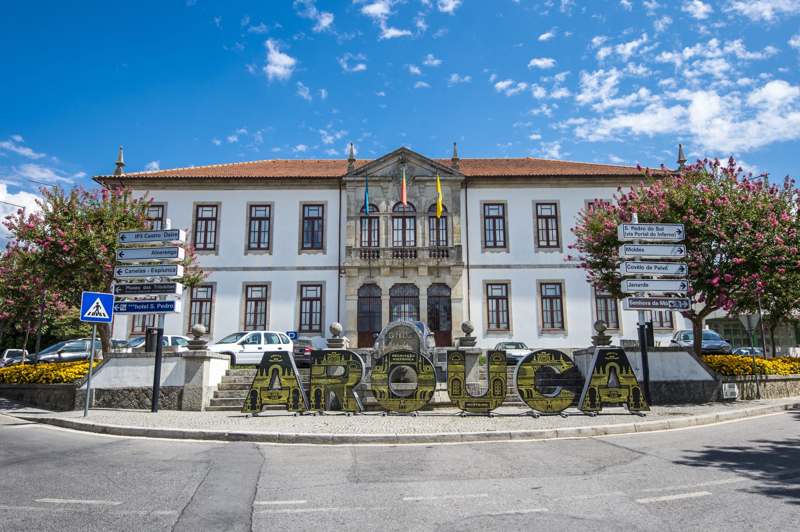 Ex-secretário de Estado e presidente da Câmara de Arouca acusados de prevaricação