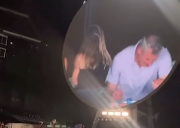 CEO demite-se após vídeo viral no concerto dos Coldplay