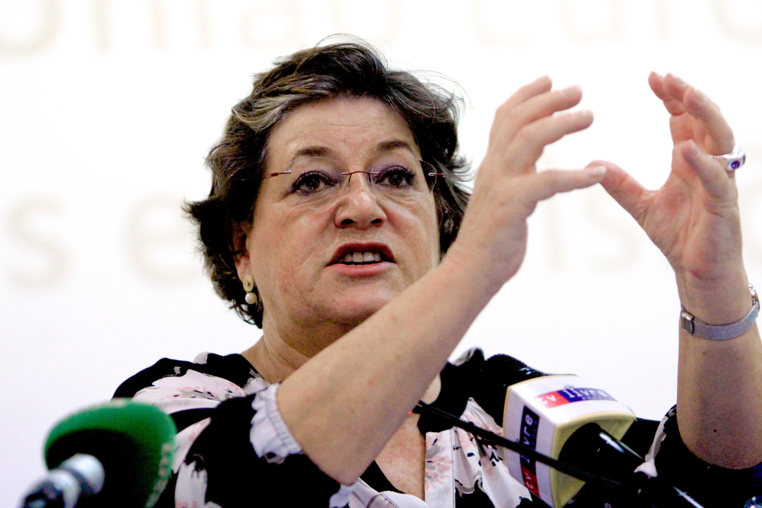 Tribunal dá razão a Ana Gomes em processo movido por Isabel dos Santos