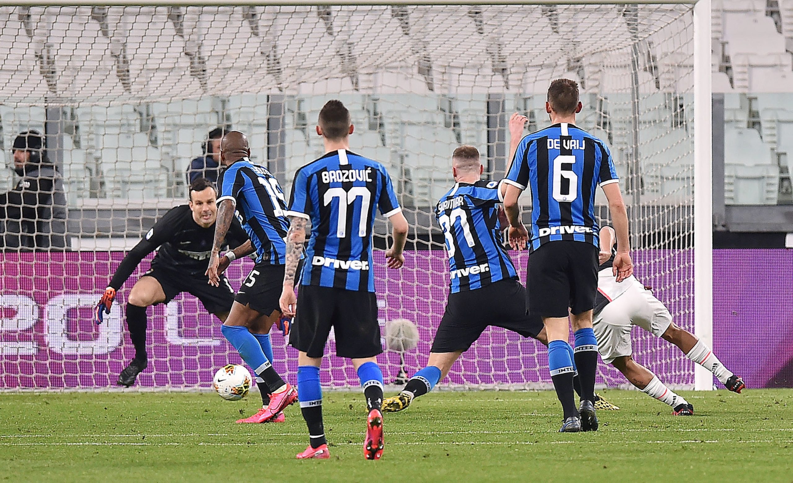 Covid-19: Inter suspende atividade competitiva devido ao positivo de Daniele Rugani