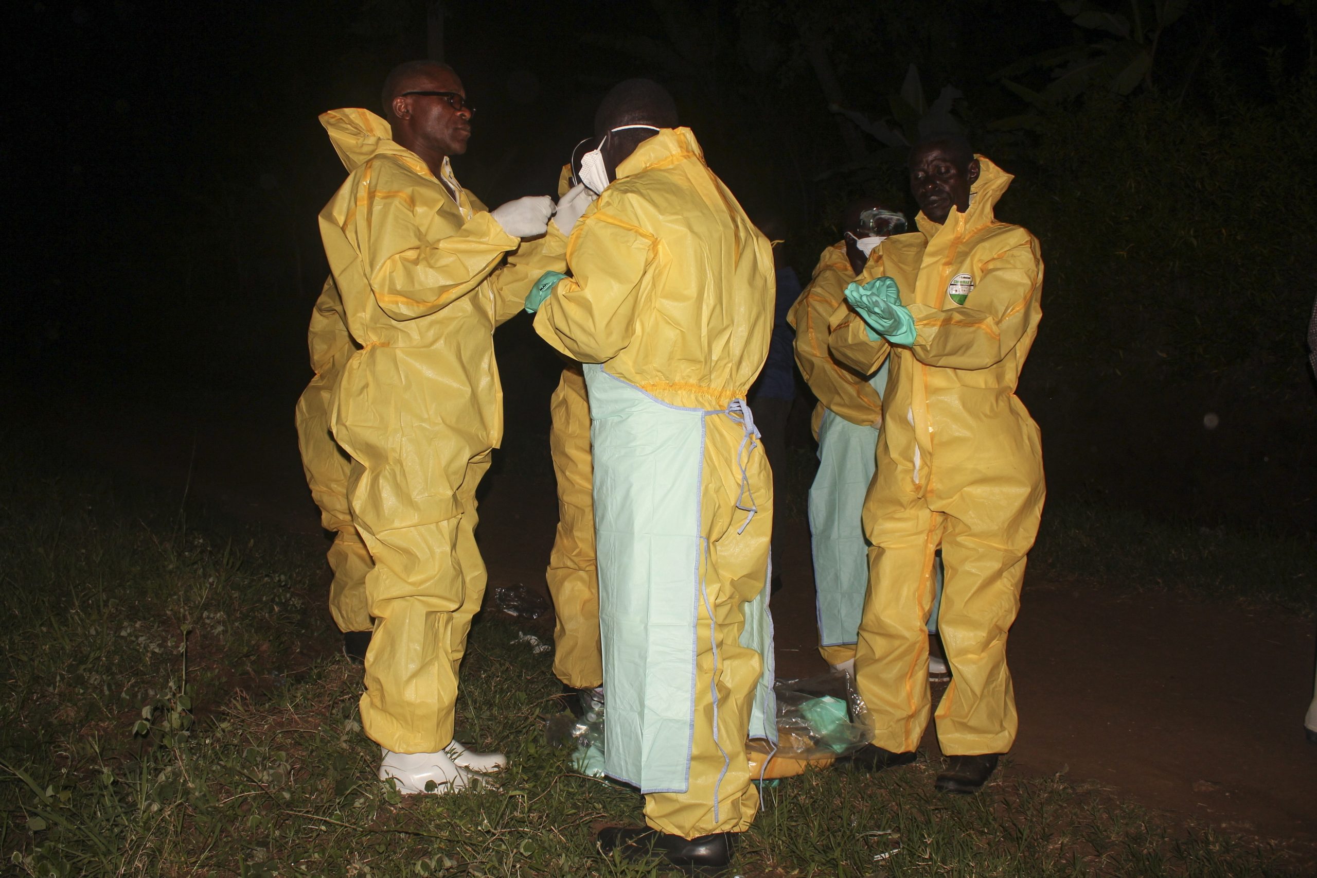 Sobe para quatro o número de mortes por Ébola no Uganda