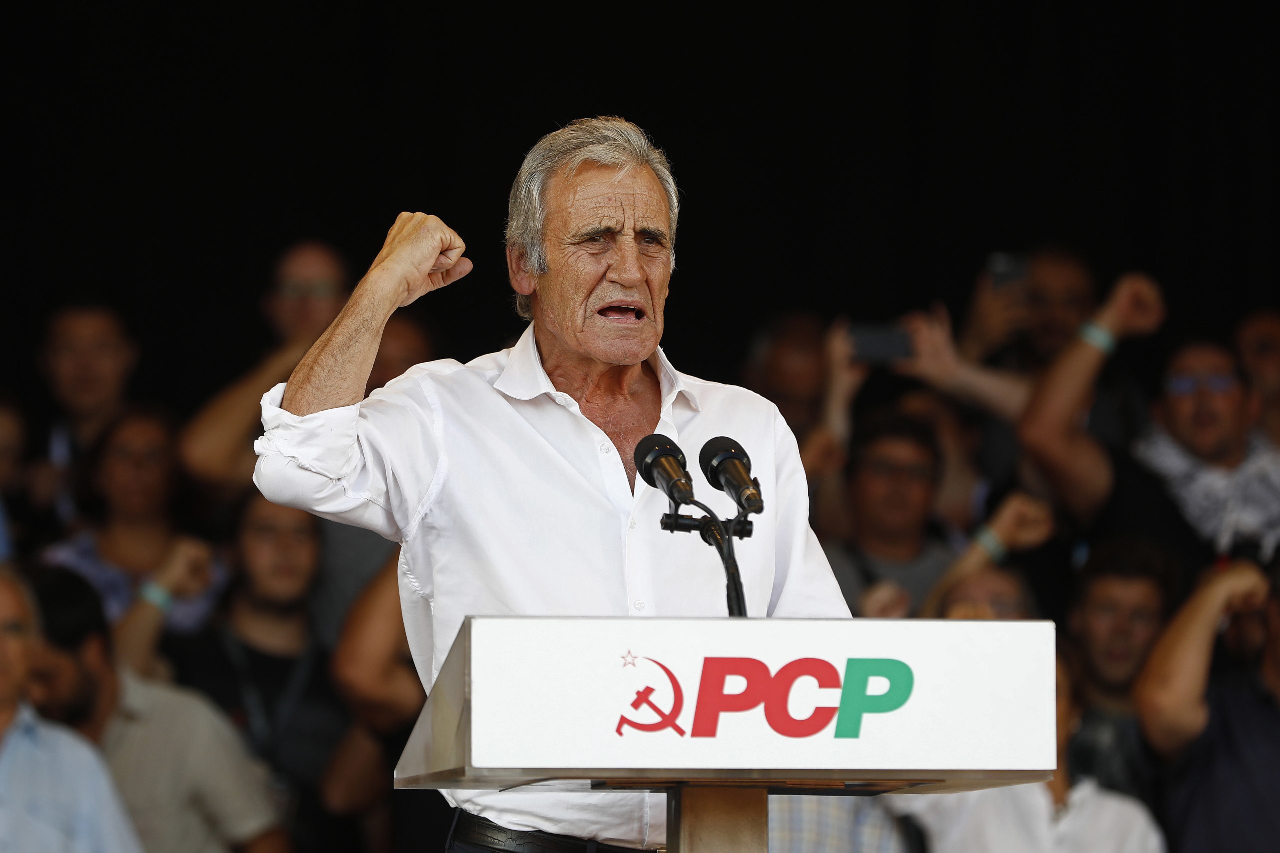 Jerónimo acusa PSD e CDS-PP de tentarem “condicionar” nomeação de PGR