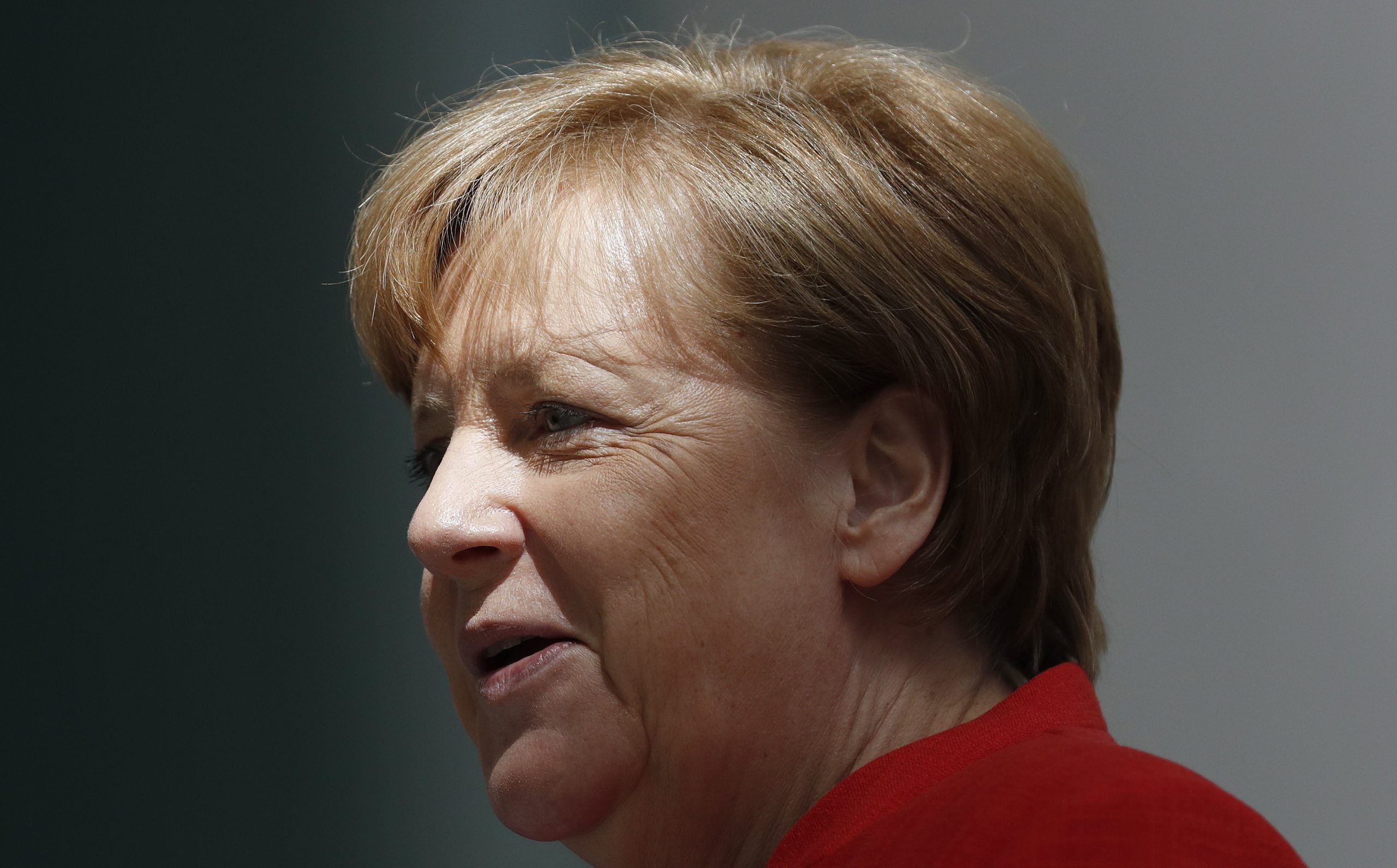 Merkel antecipa encontro com Trump com “questões espinhosas” para debater