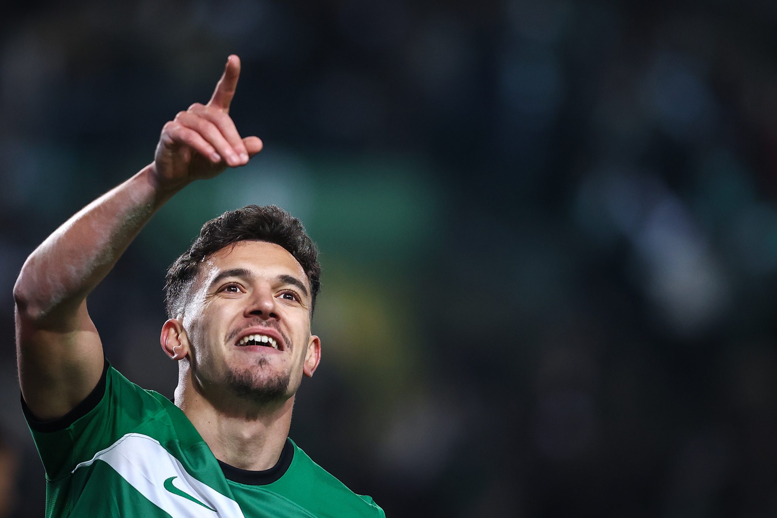 Pedro Gonçalves titular nos ‘leões’ e ‘águias’ mantêm a ‘fórmula’