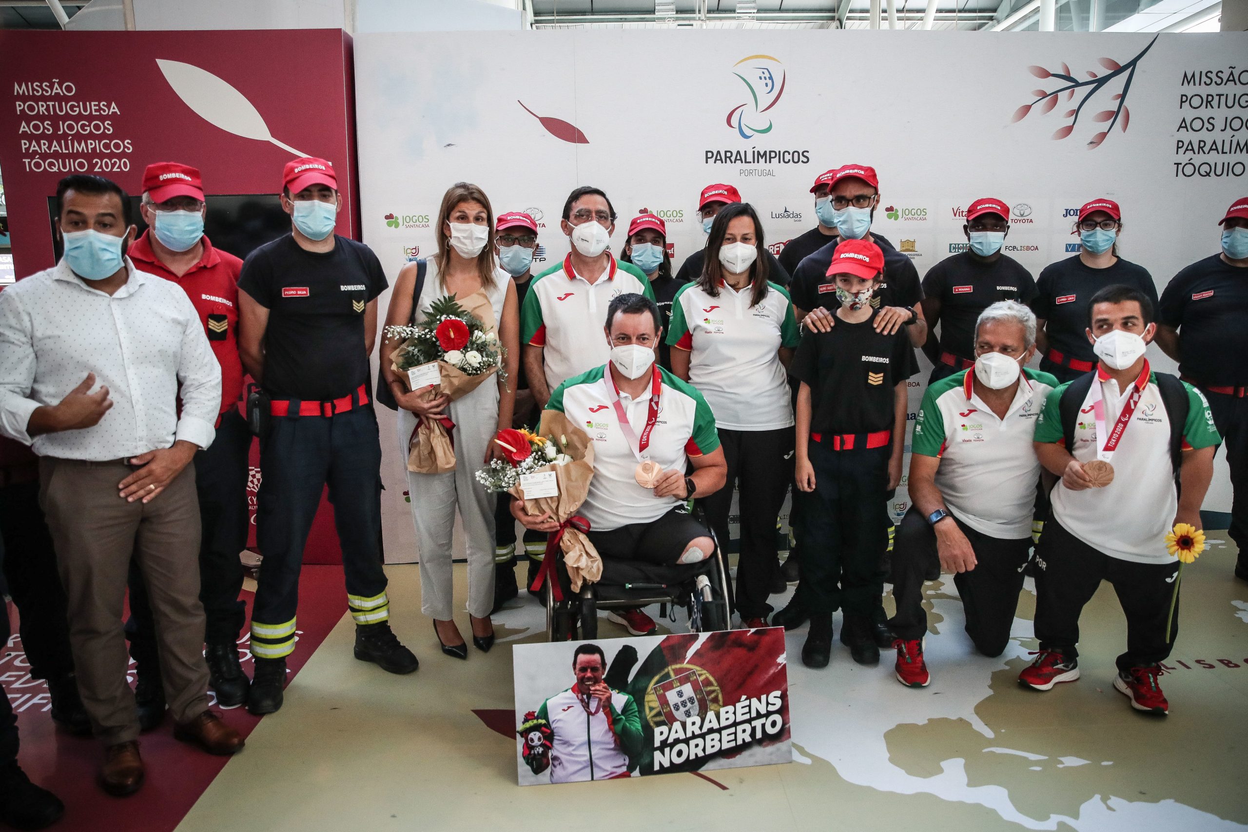 ‘Festa’ no aeroporto para receber atletas paralímpicos