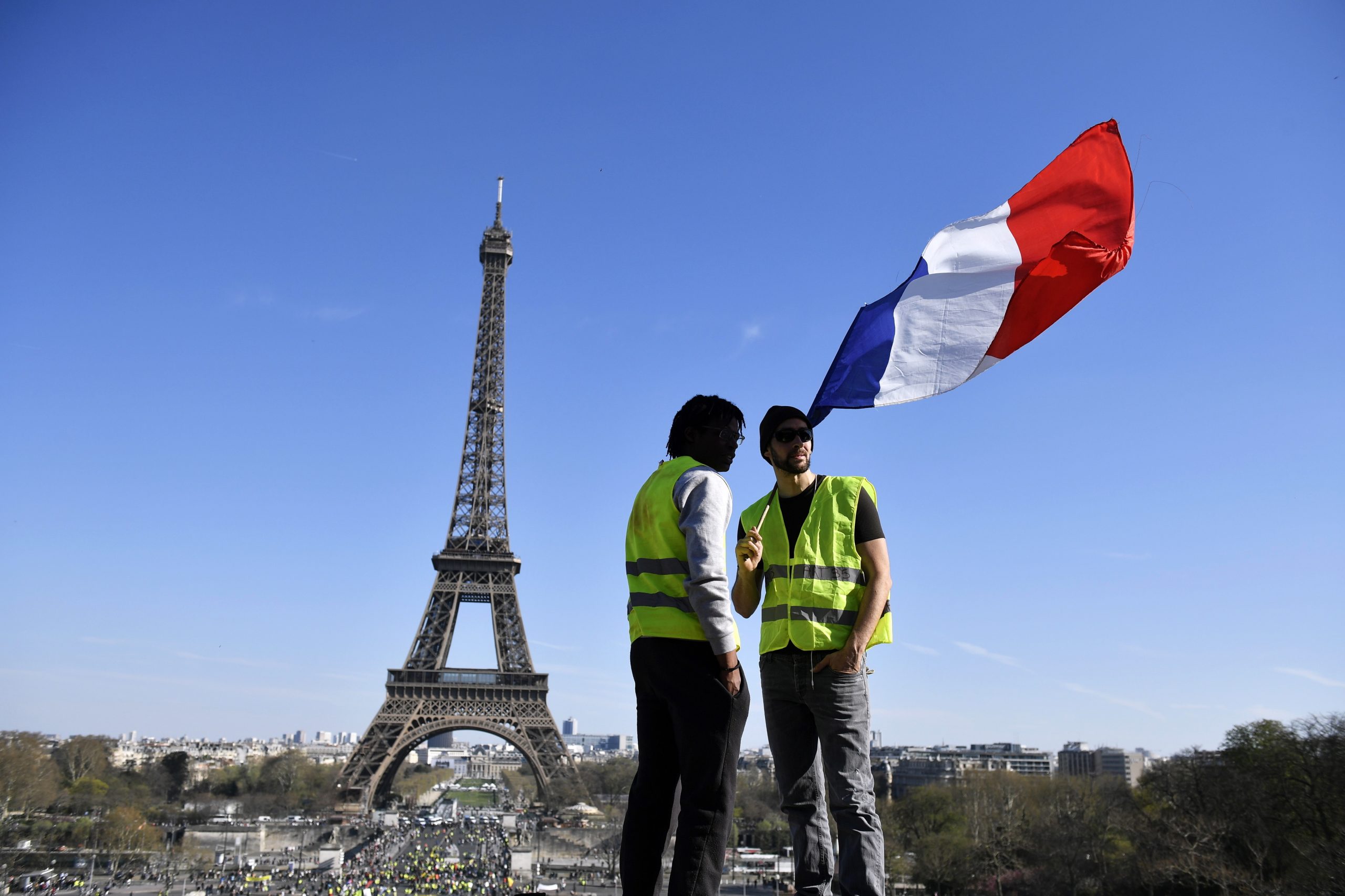França. Autoridades abrem 209 inquéritos sobre violência policial nas manifestações dos ‘coletes amarelos’