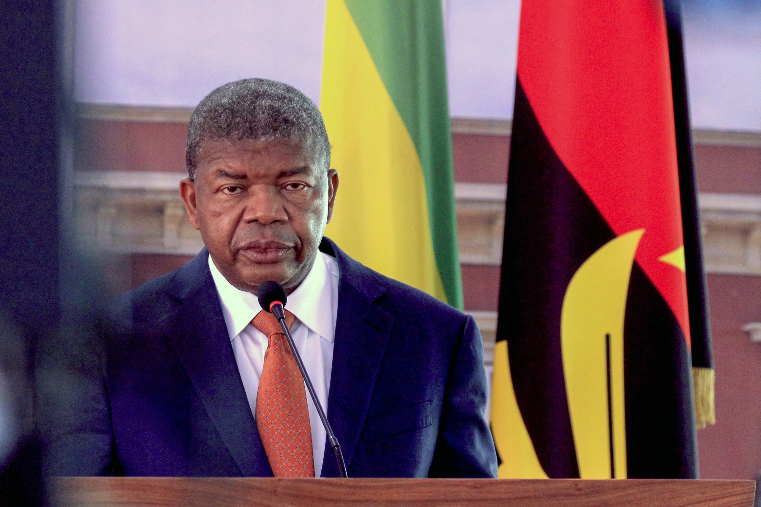 Presidente de Angola convidado a visitar a Noruega ainda este ano