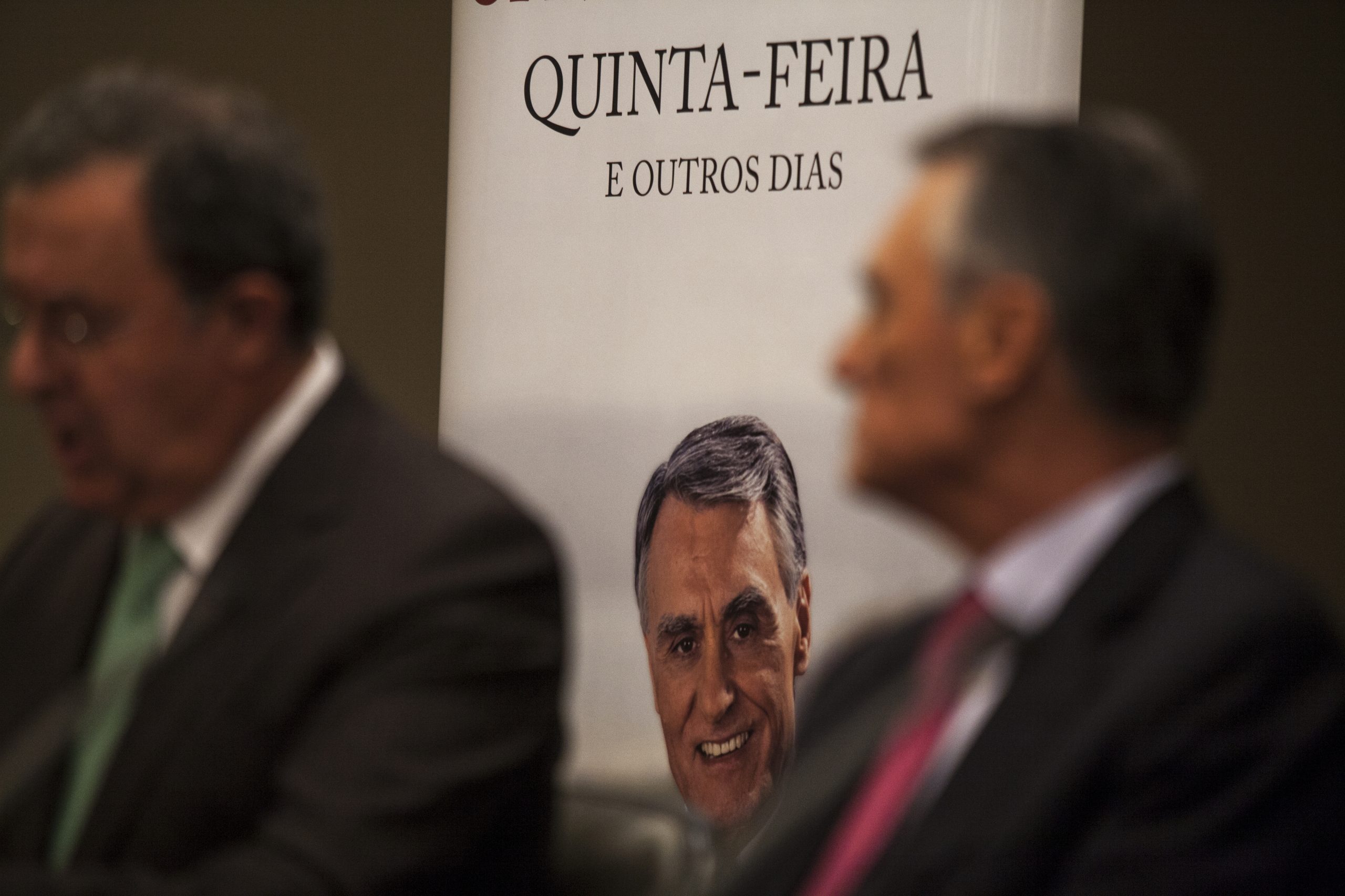 Cavaco acusa Costa de “empurrar para a frente” problemas de fundo da economia