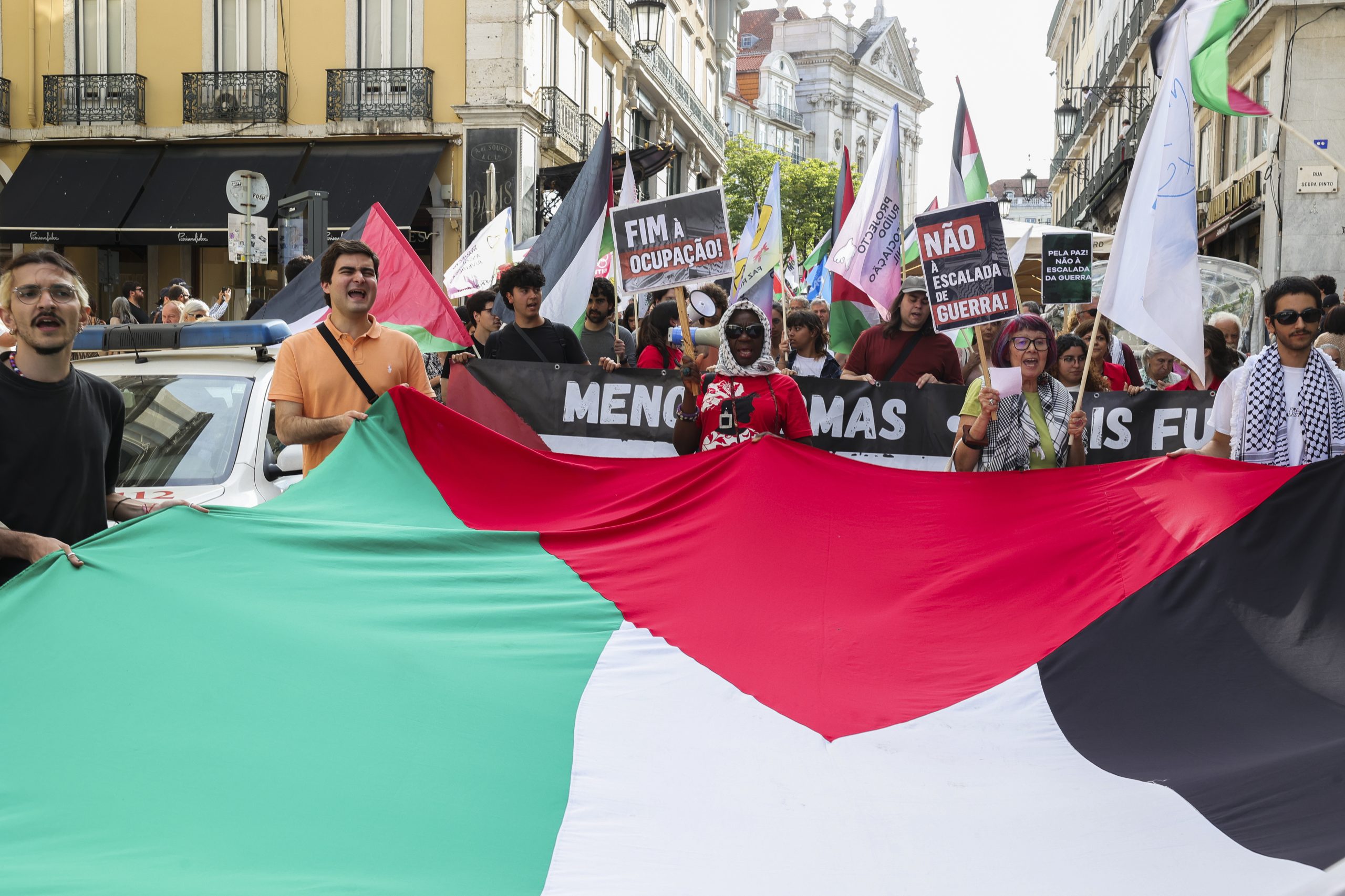 Mais de 12.000 pessoas pedem a Portugal que reconheça Estado da Palestina